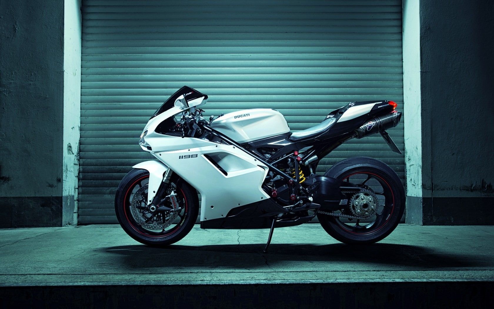 White Ducati 1198 ducati 1198 super