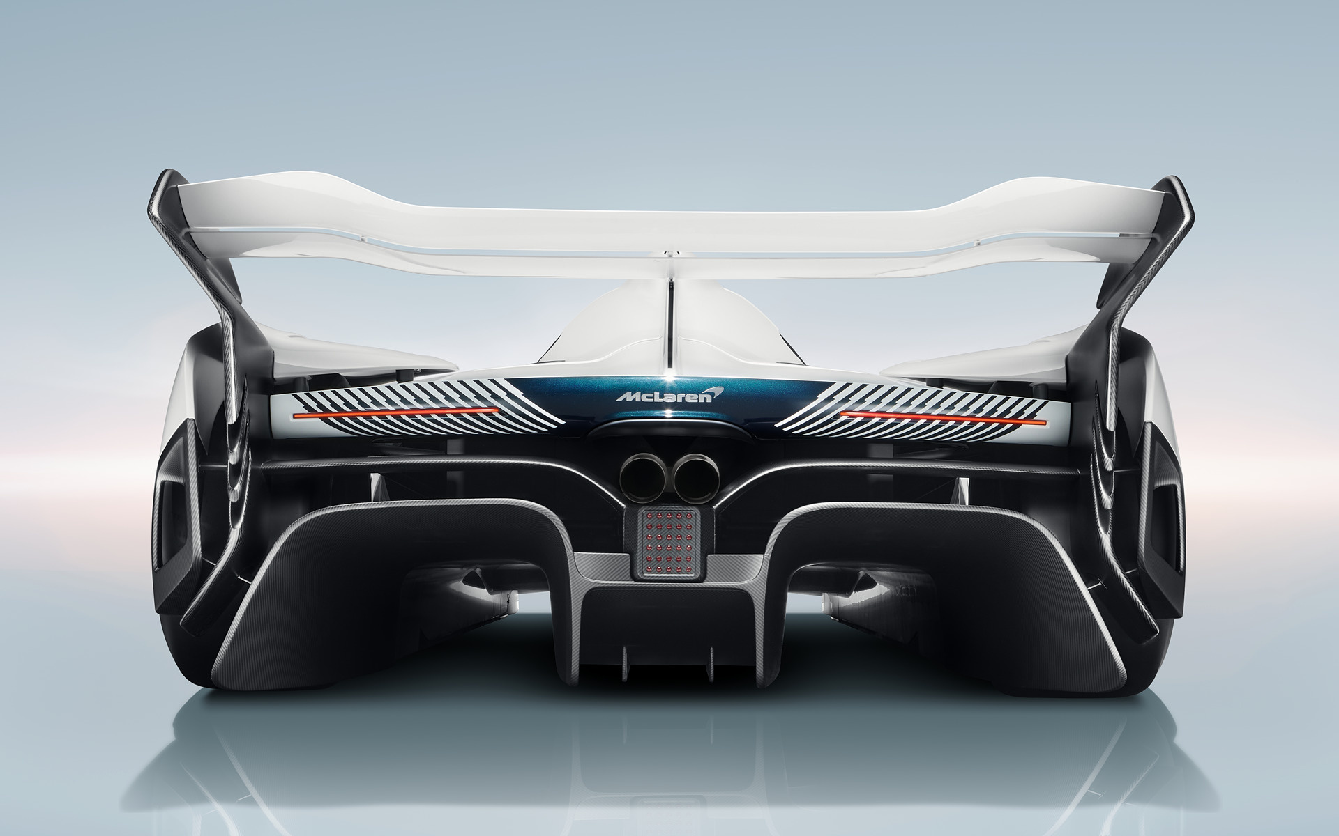 2022 McLaren Solus GT