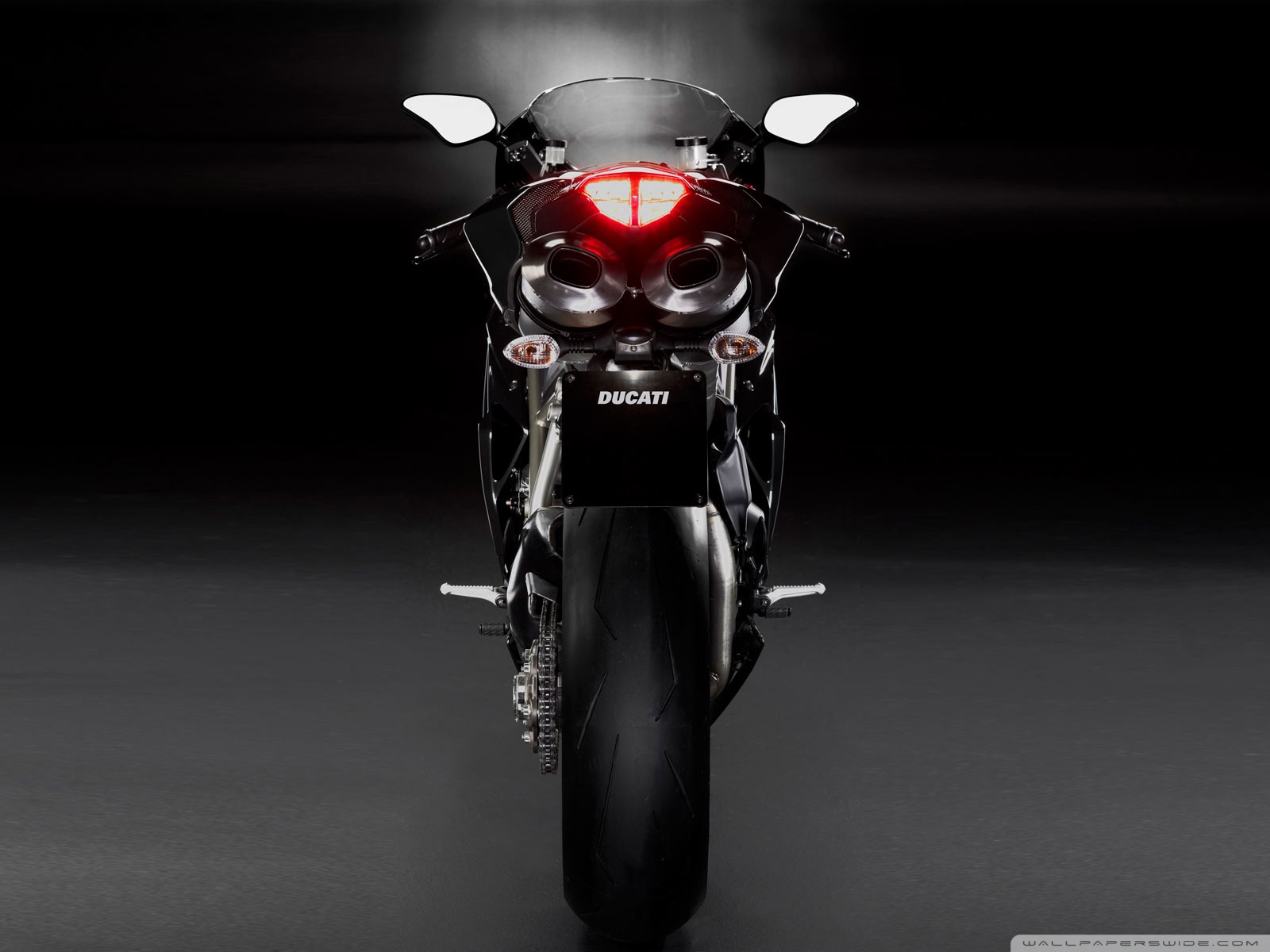 Ducati 1198S Superbike 8 Ultra HD