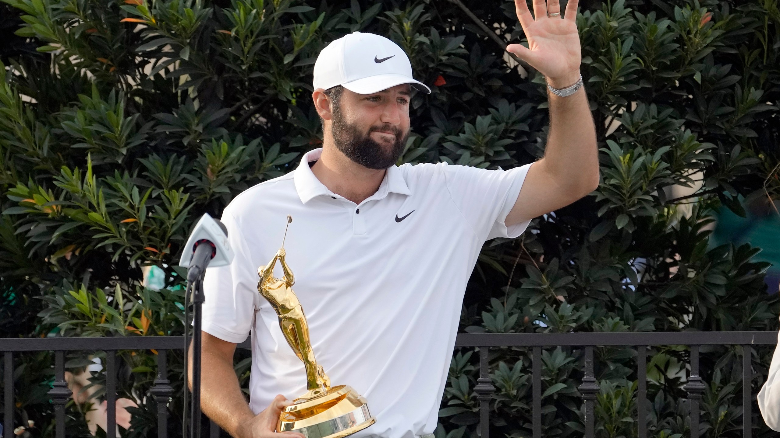 Scottie Scheffler is reaching a