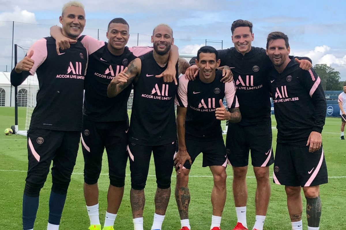 Lionel Messi Links with Kylian Mbappe