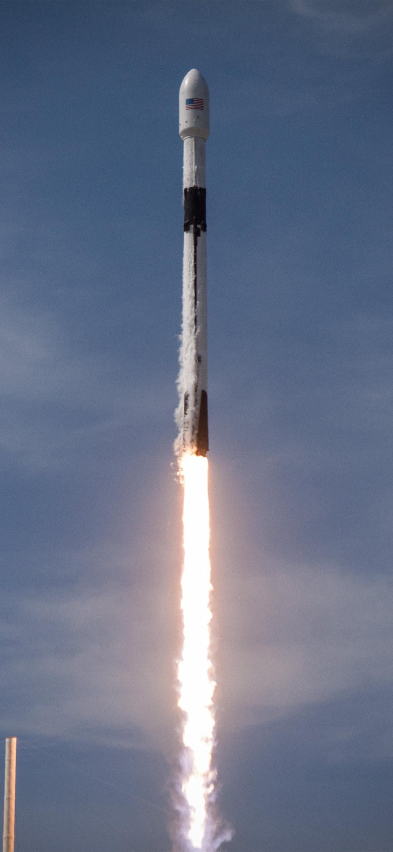 SpaceX Falcon 9 Rocket Dragon