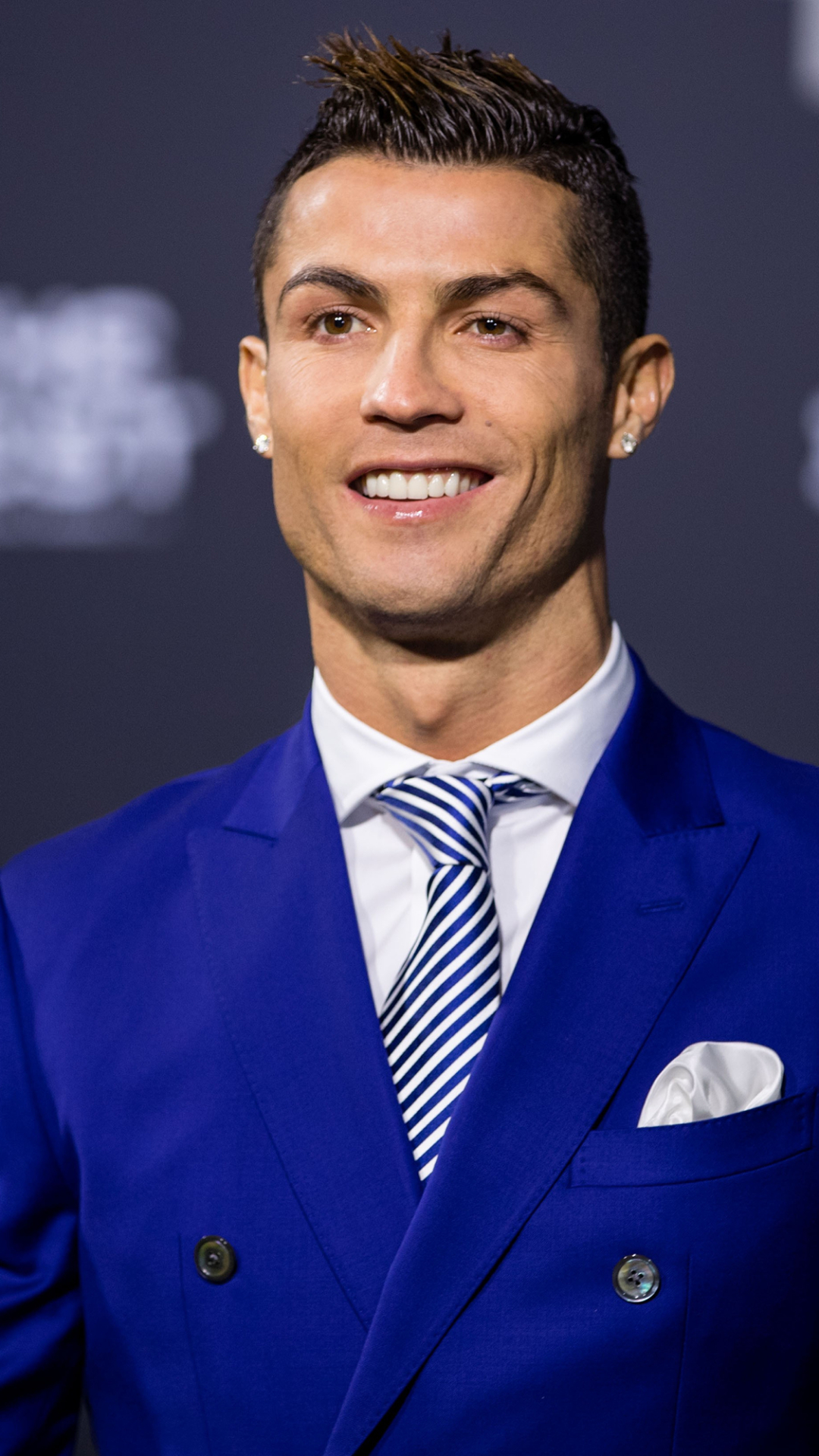 Download Cristiano Ronaldo wallpaper