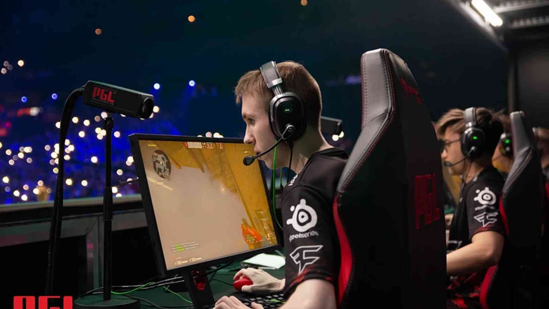 ropz: CS2 is obviously extremely good