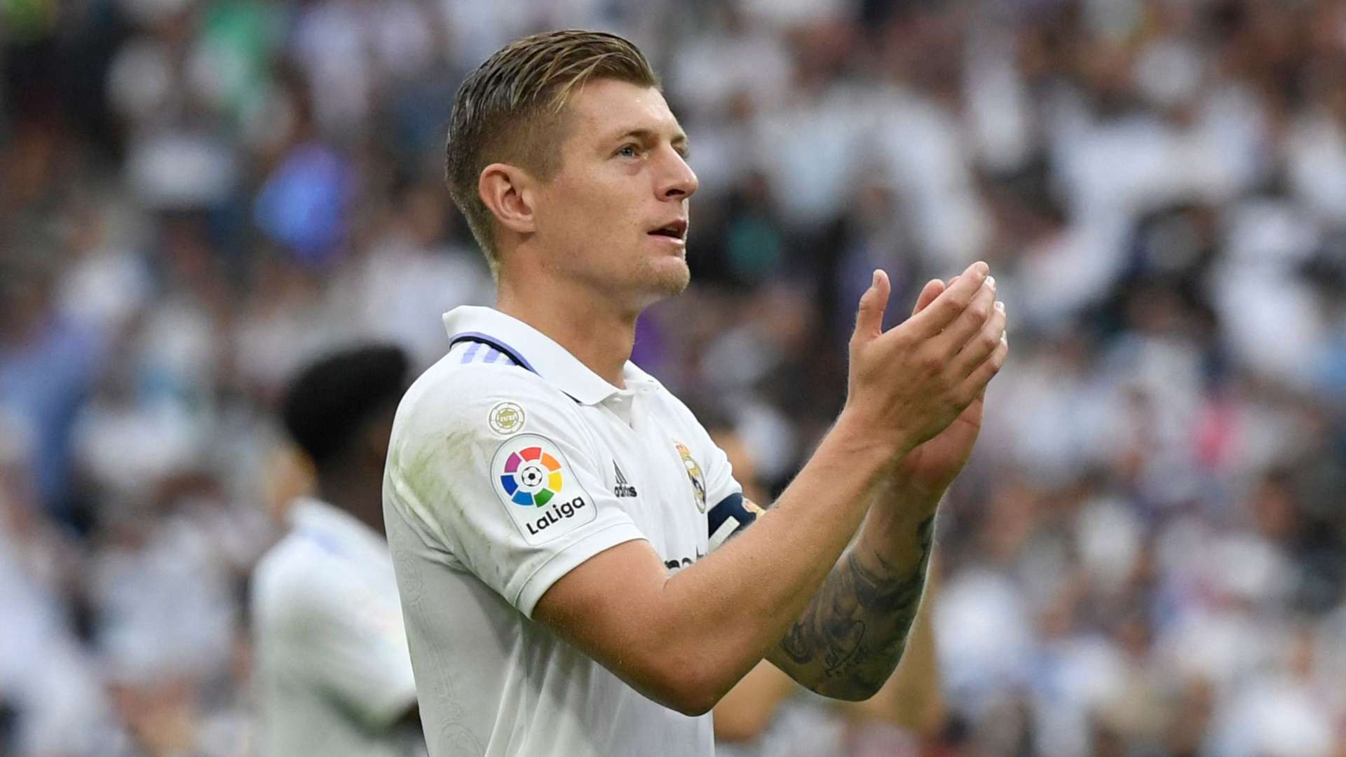Toni Kroos is STAYING at Real Madrid