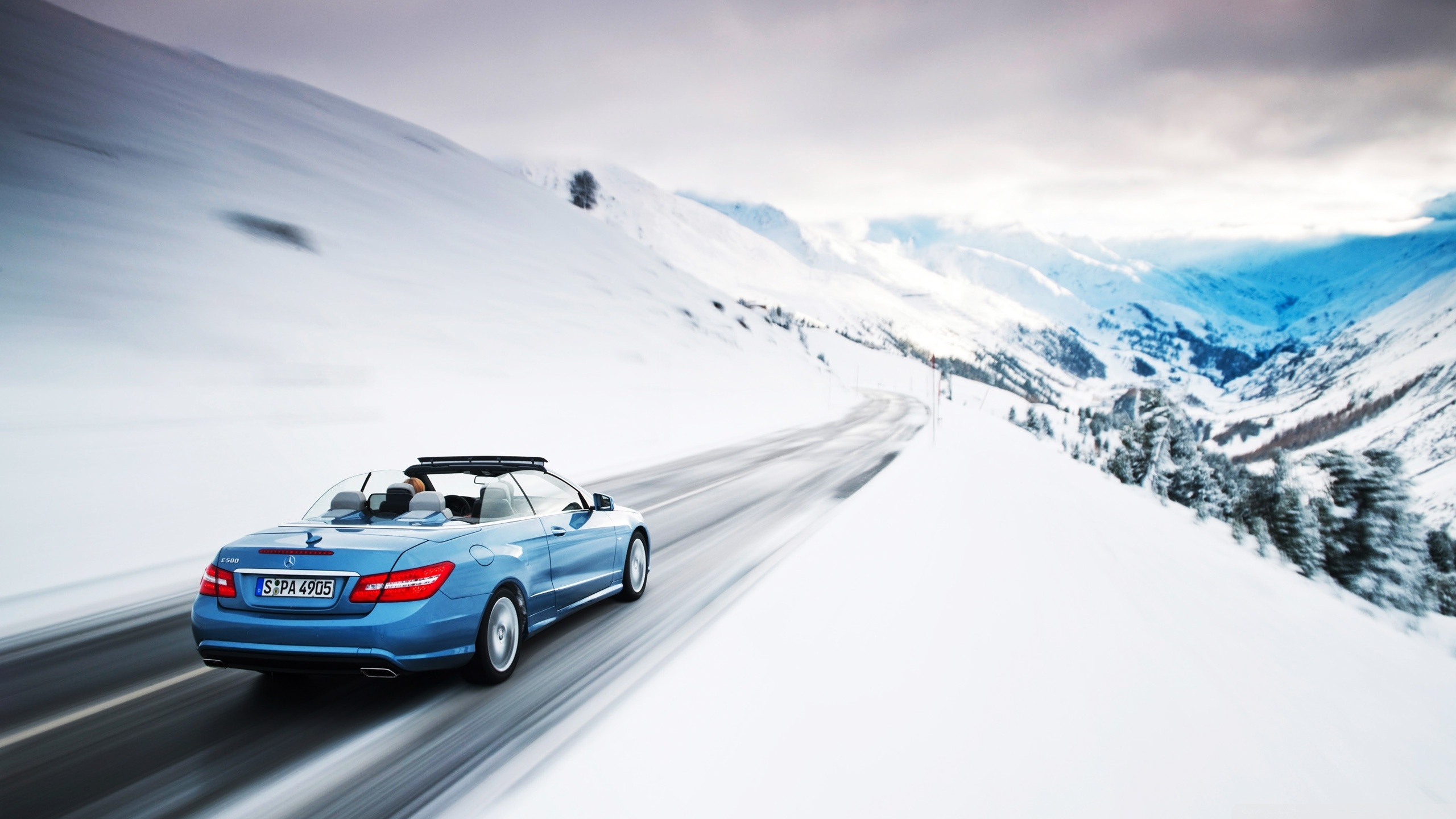 Mercedes Benz E Class Ultra HD Desktop