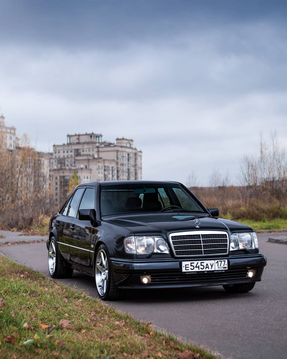 Mercedes Benz E500) (W124