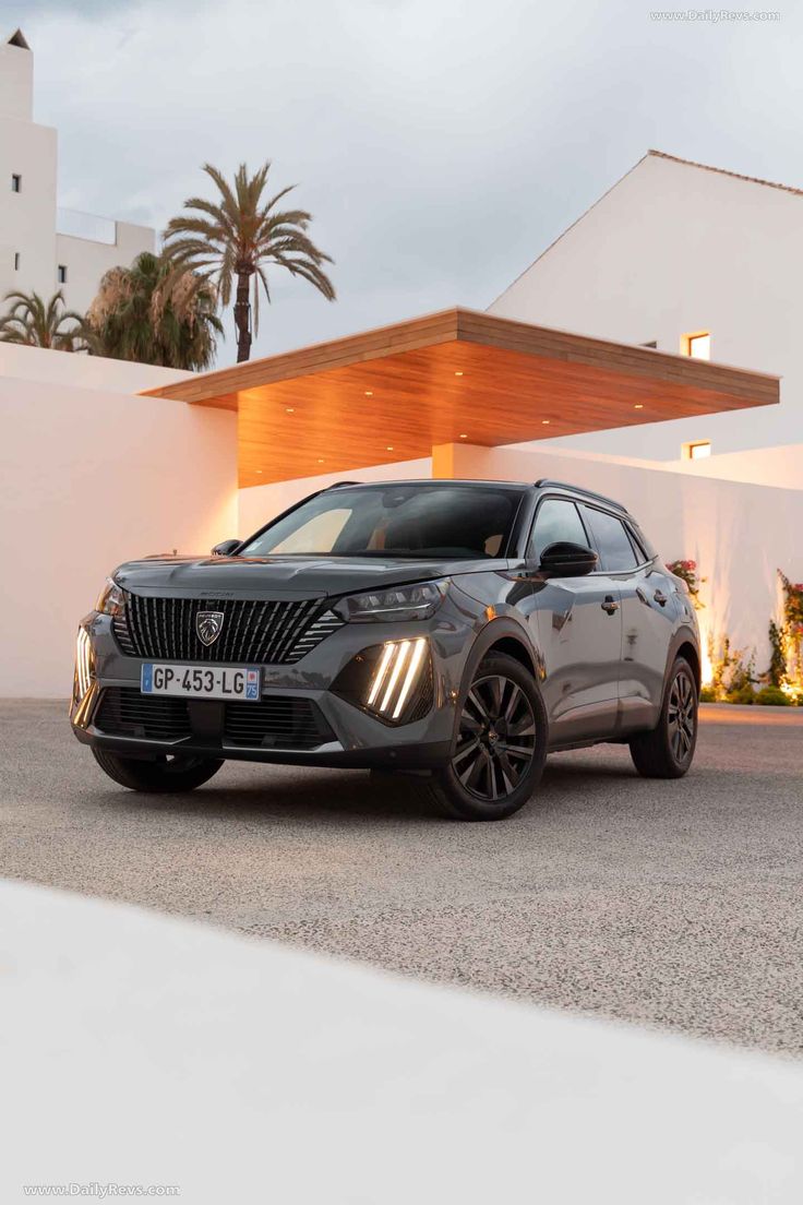2024 Peugeot E 2008 GT HD