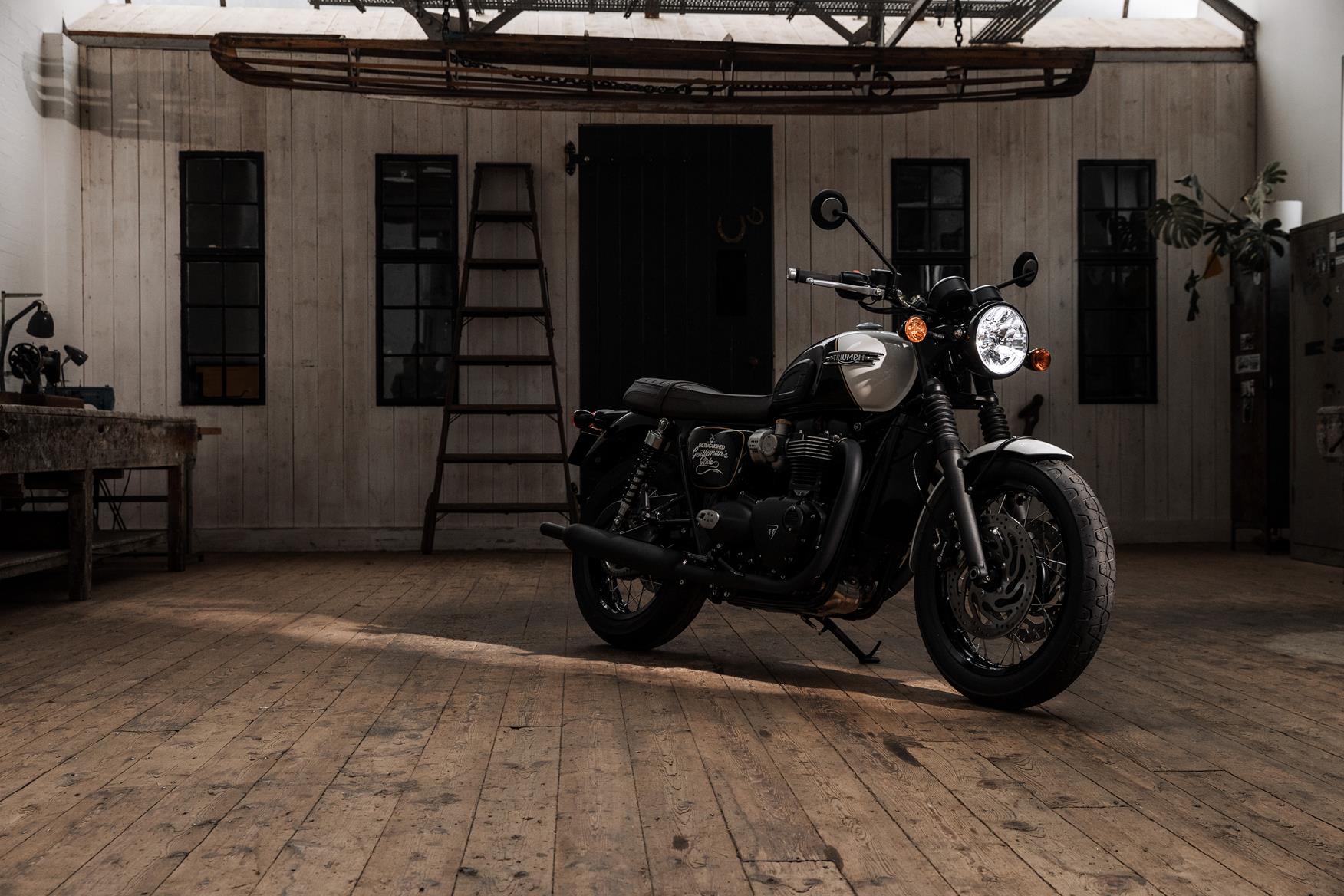 Ride with limited edition Bonneville T120