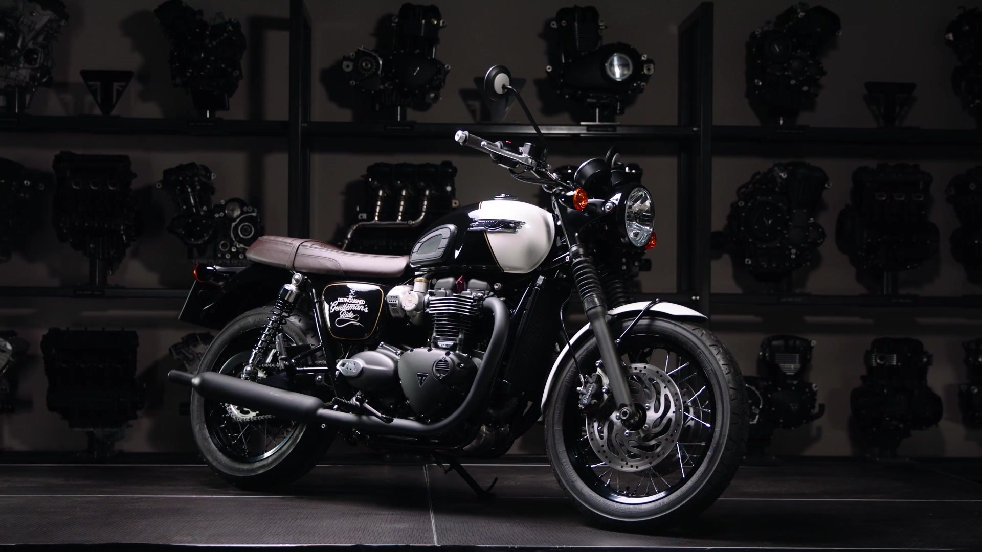 New Triumph Bonneville T120 Black DGR