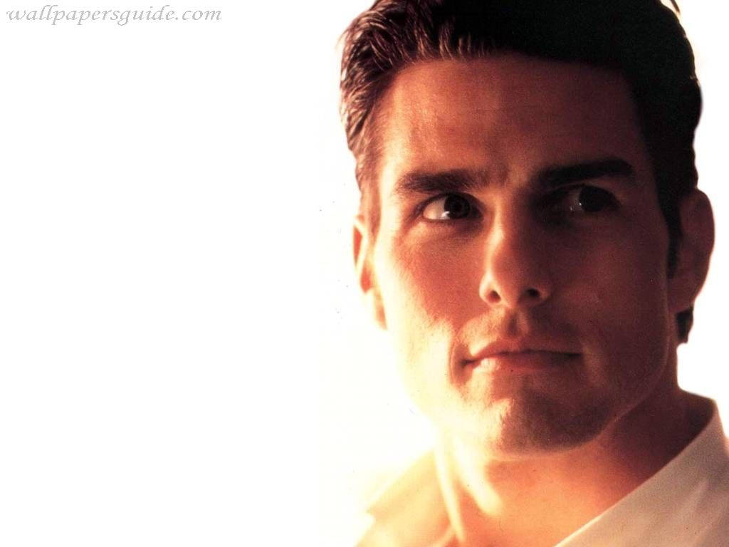 Download Tom Cruise Wallpaper
