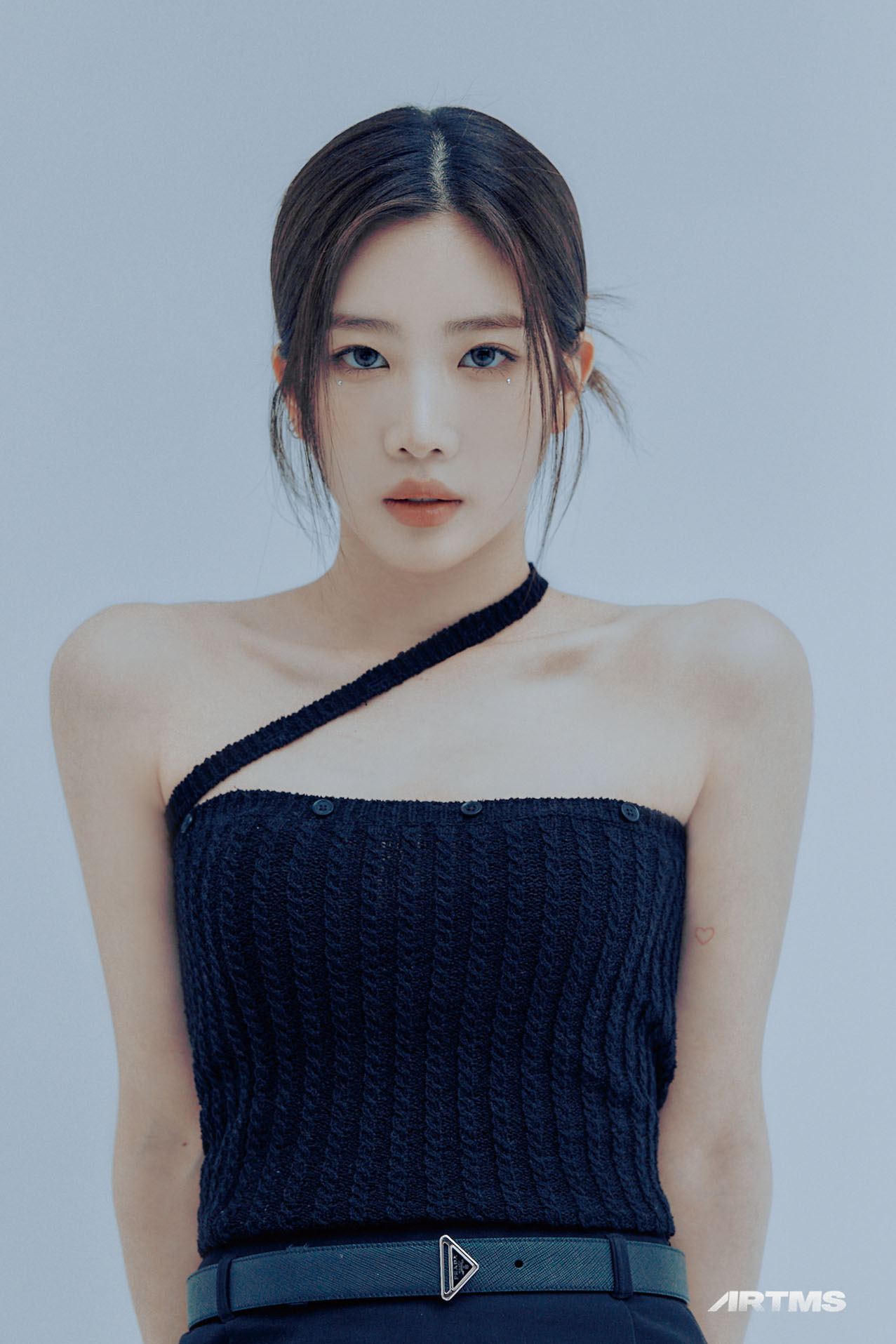 ARTMS Kim Lip Profile Photo (HD)