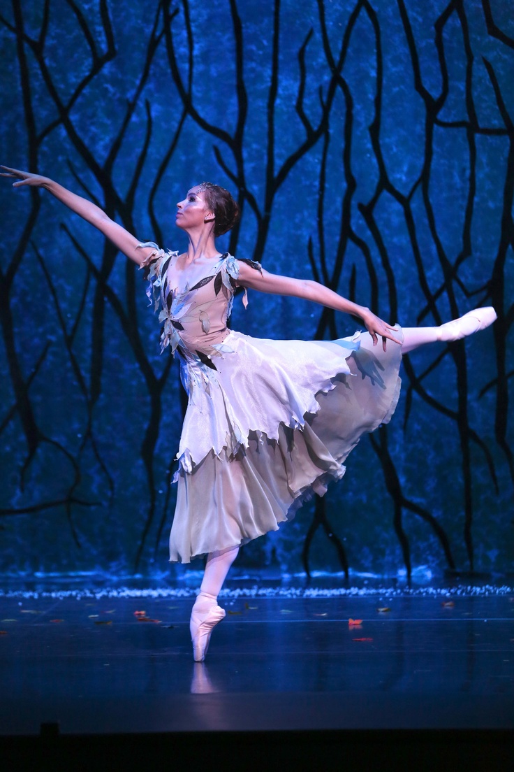 Company Dancer Katherine Rooke as