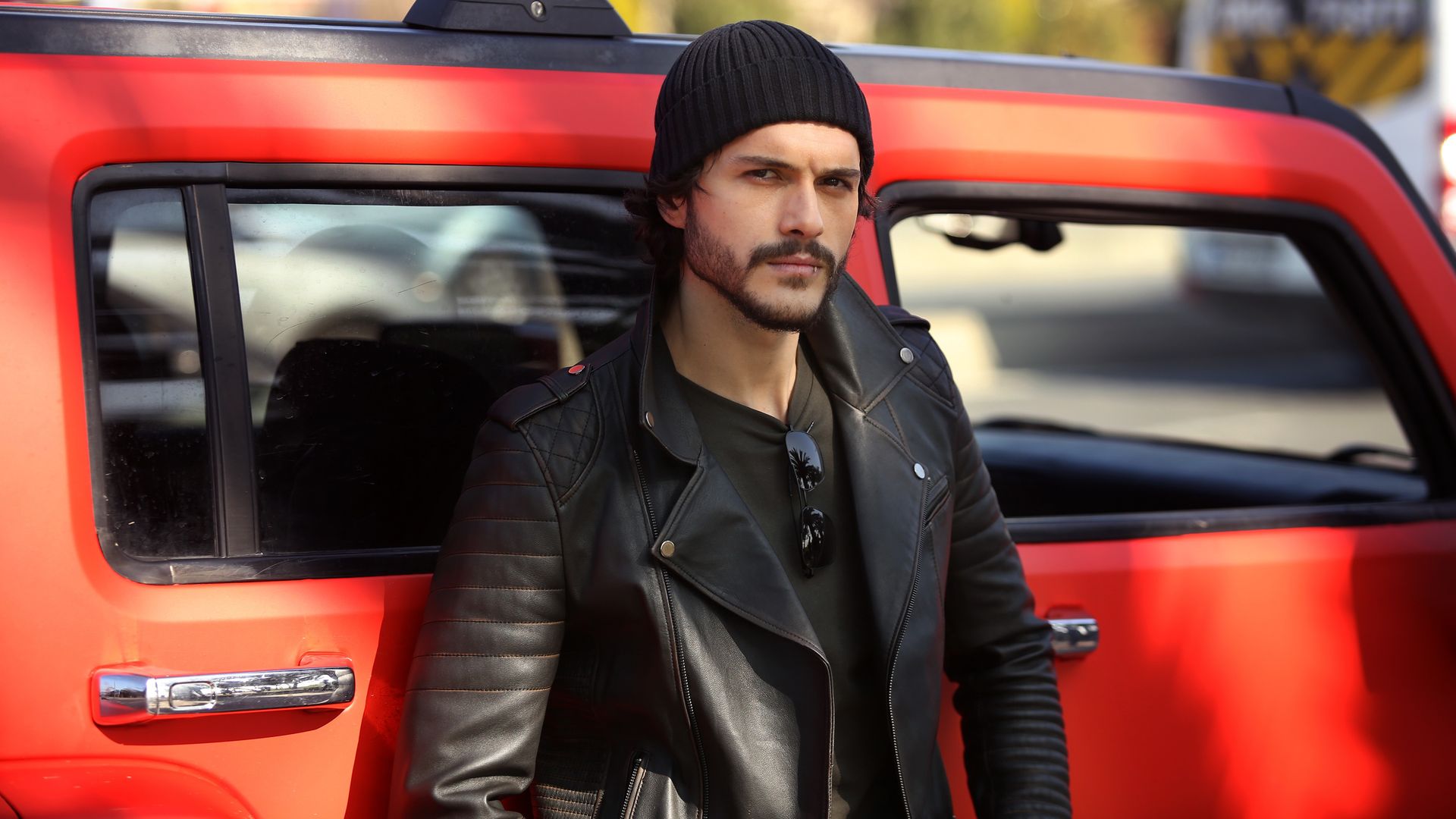 The Pit Kalbim Çukurda TV Episode