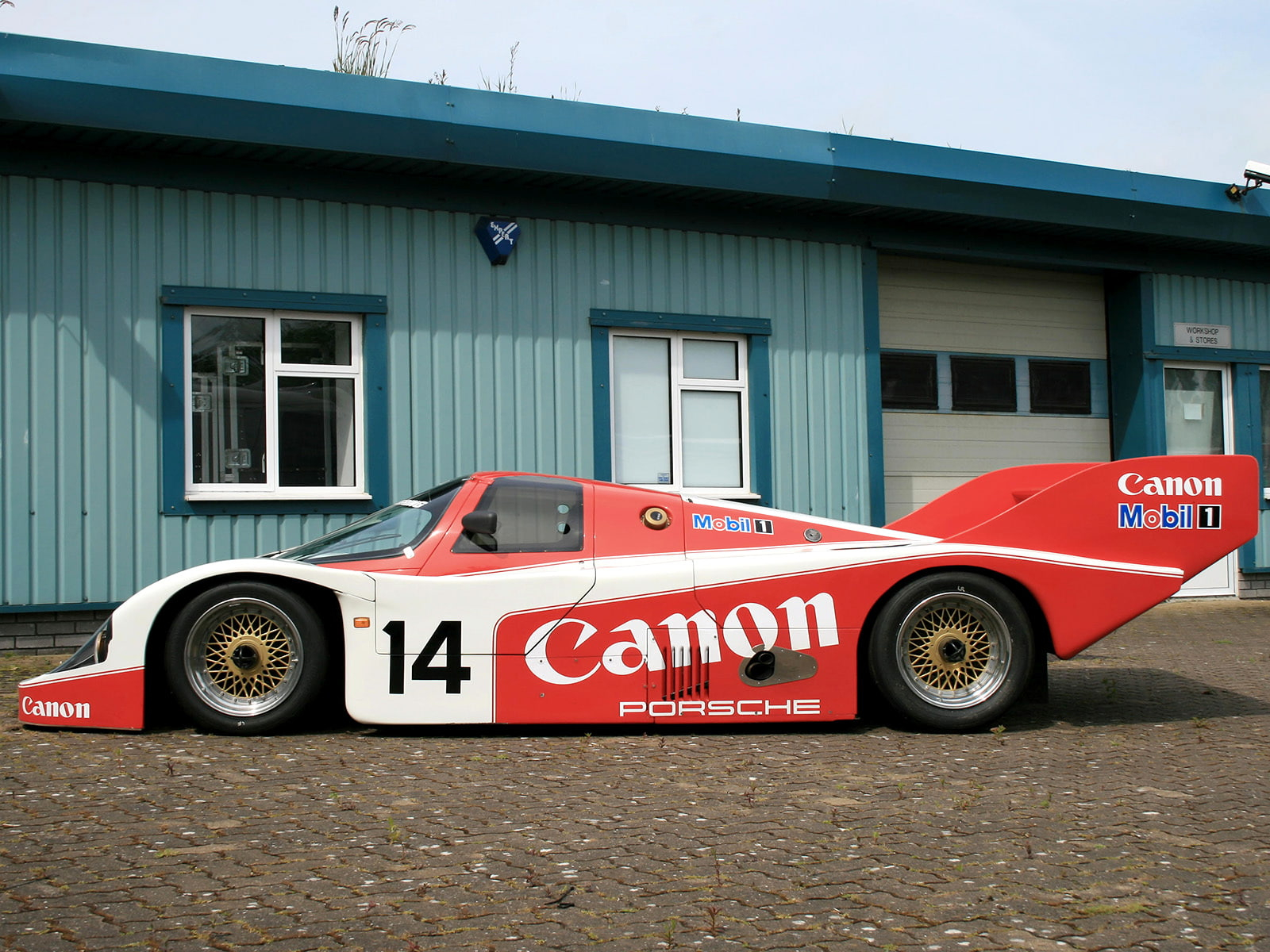 Porsche 956 Wallpaper