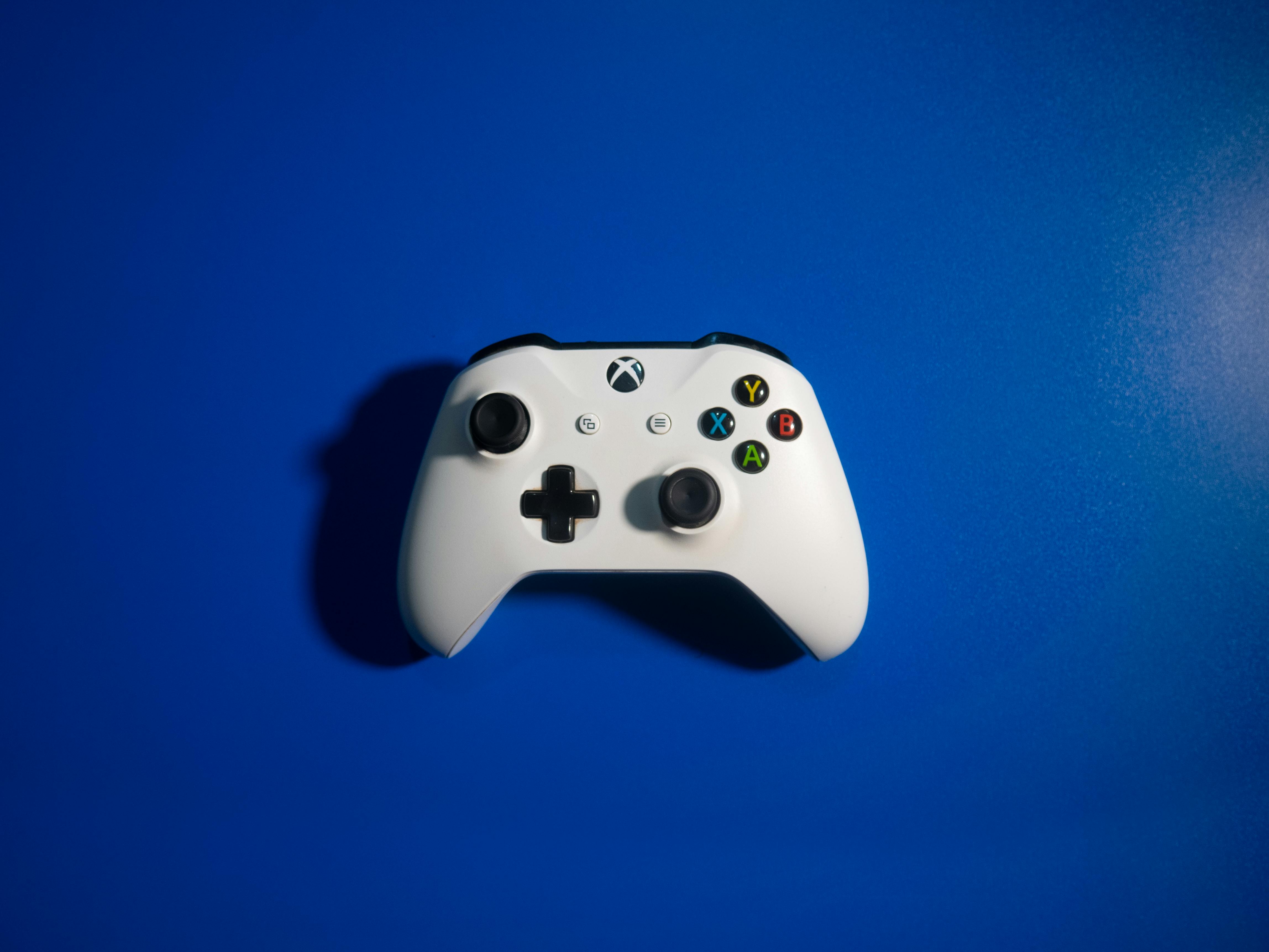 Wireless Xbox Game Controller · Free
