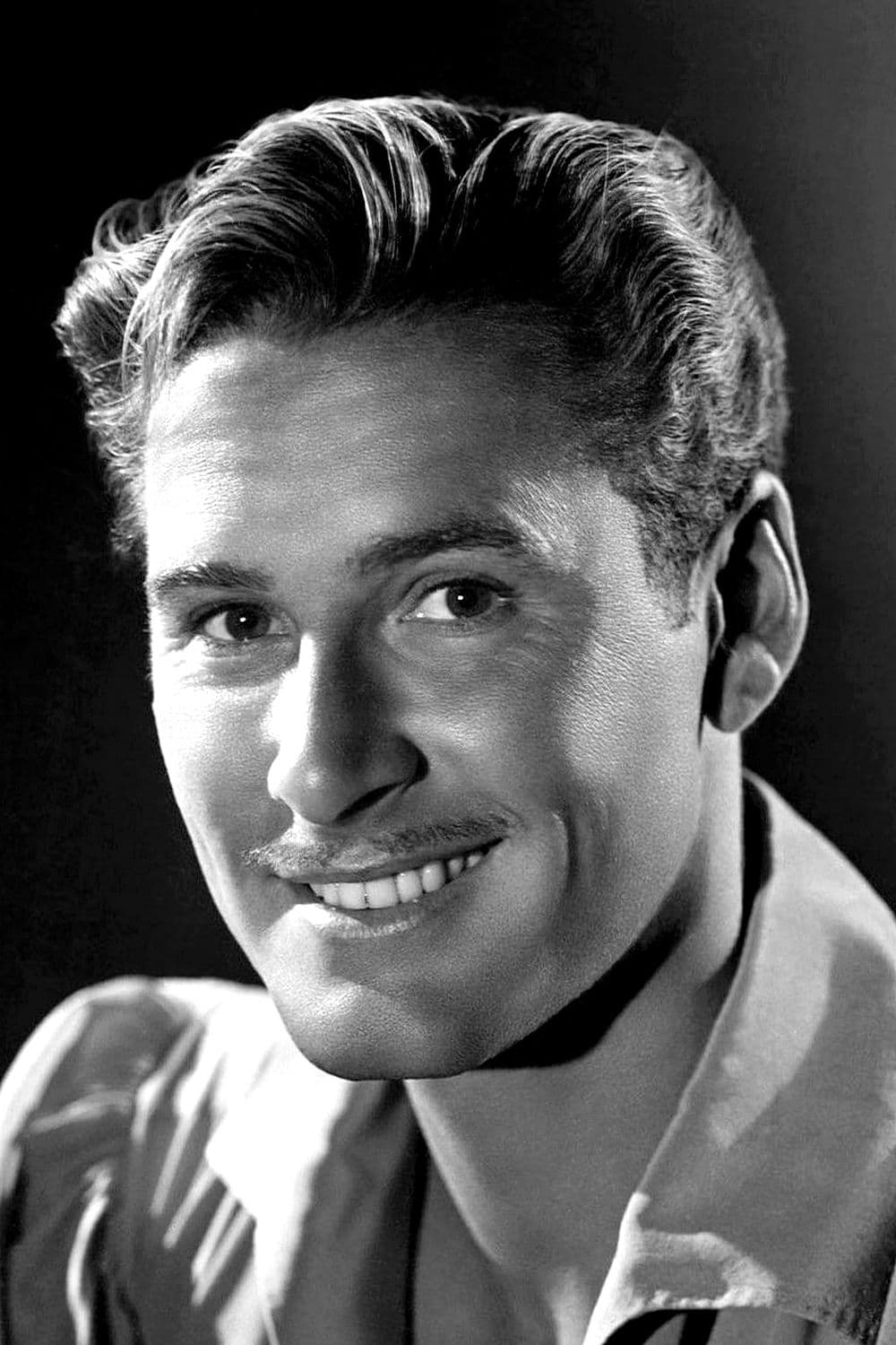 Errol Flynn Image —