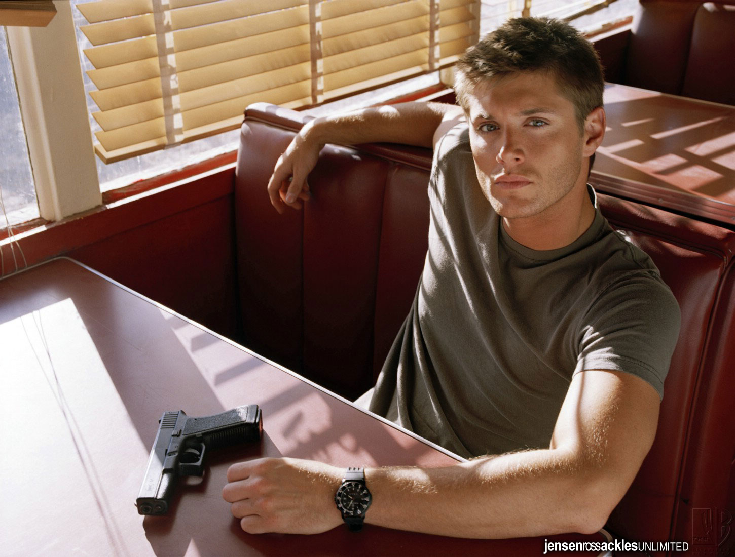 Desktop Wallpaper Jensen Ackles