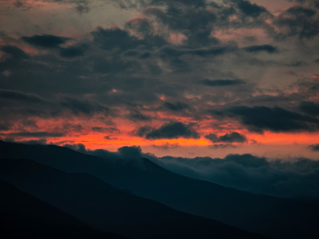 Wallpaper clouds, dark, horizon, sky