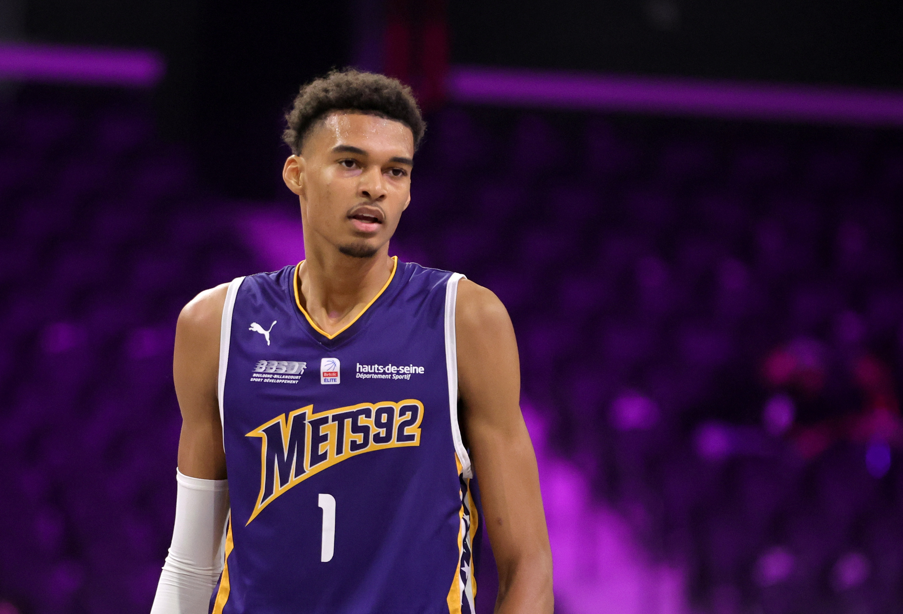 Victor Wembanyama scores 37 points