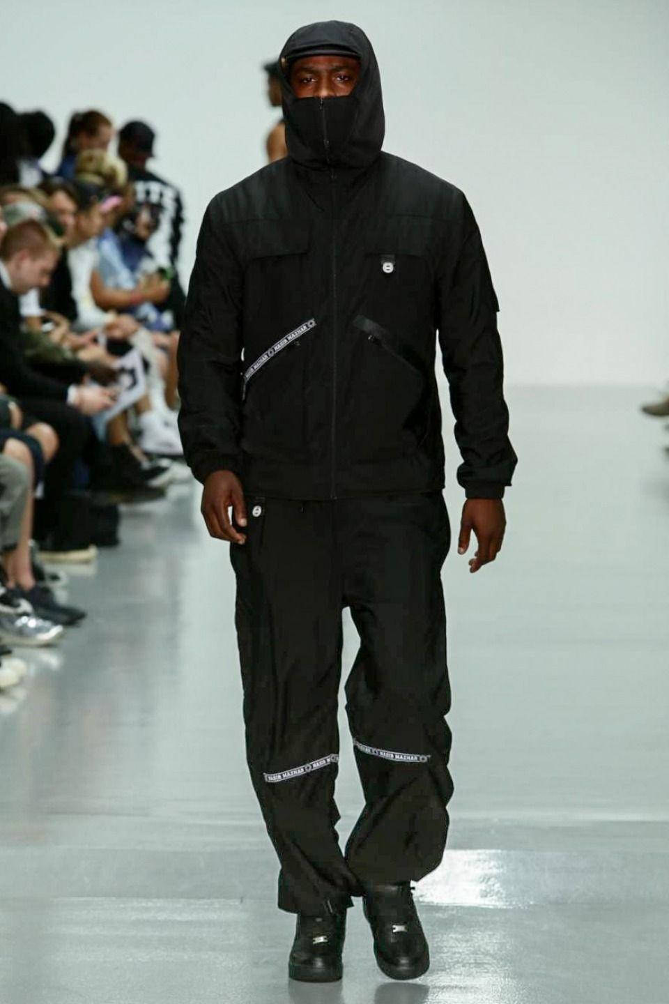 Bizarre Casual Outfit Wallpaper