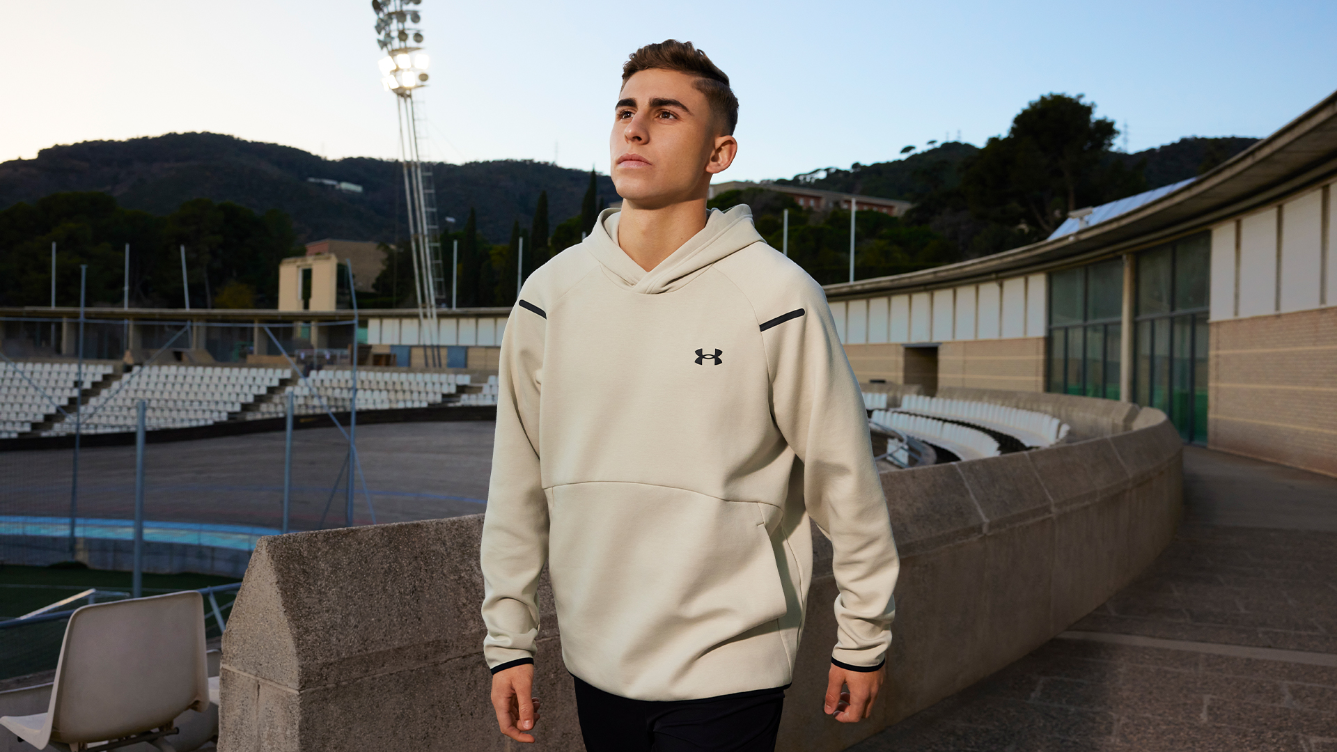 Barcelona midfielder Fermín López joins