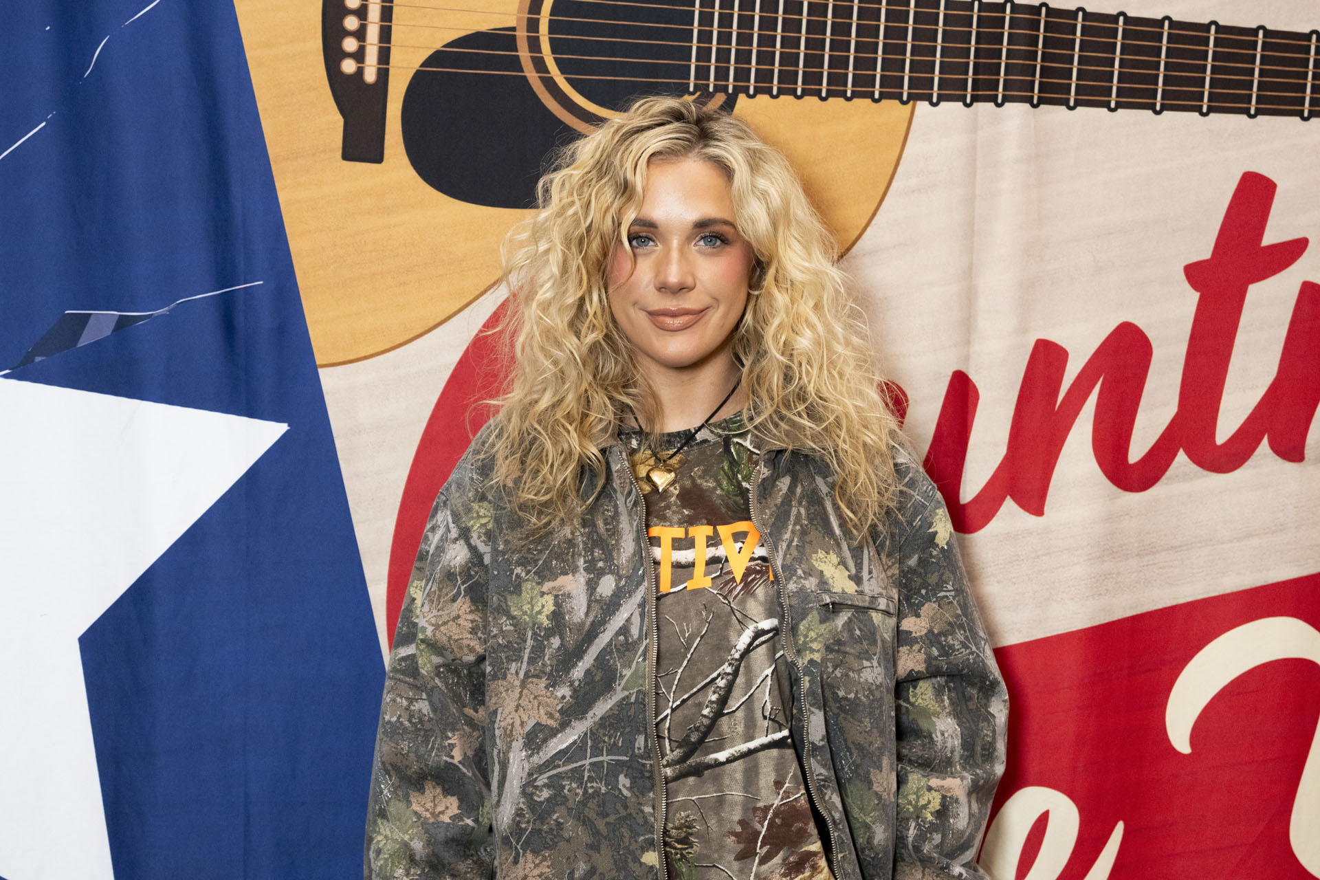 PHOTOS: Megan Moroney Country Close Up