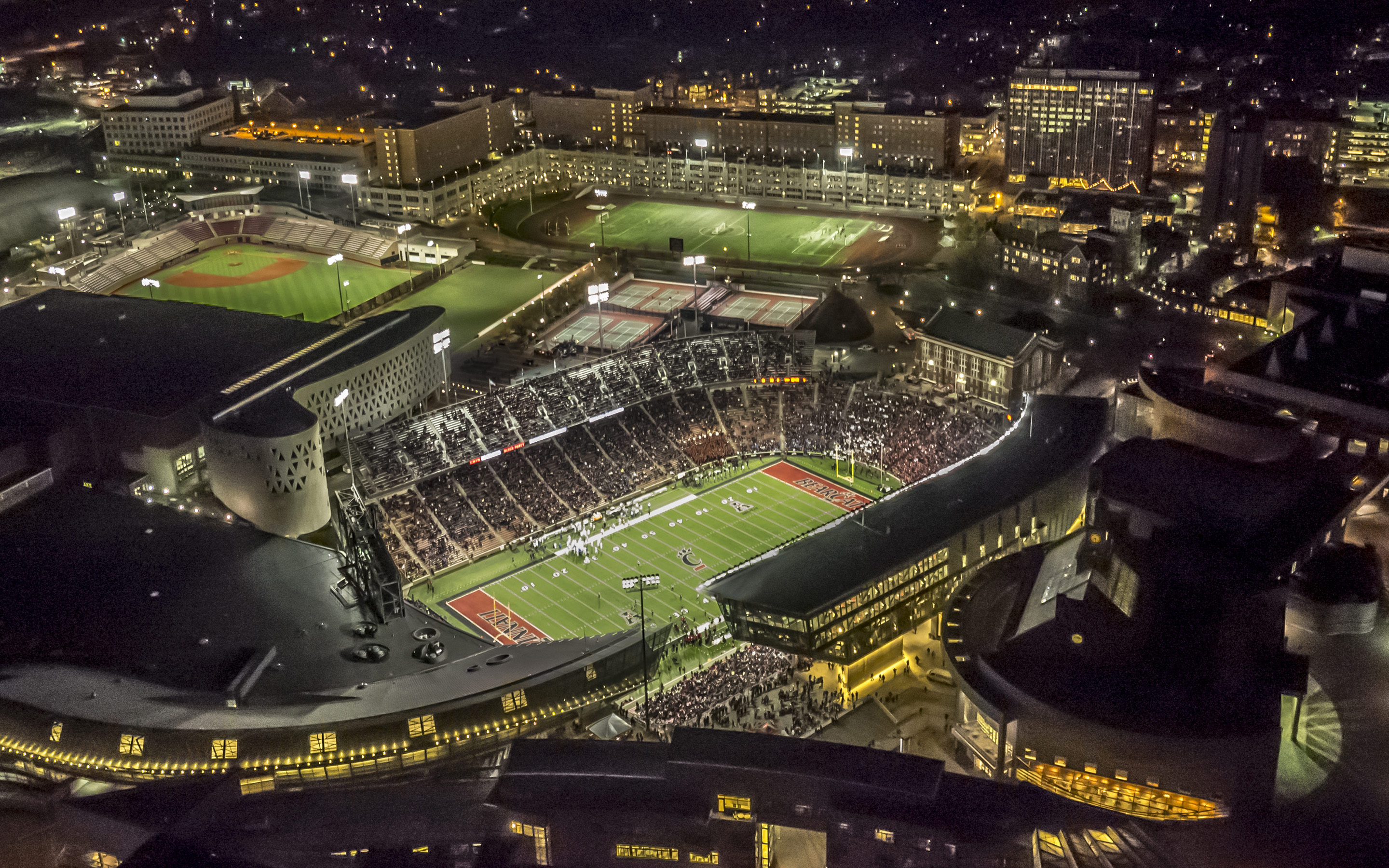 Download wallpaper Nippert Stadium