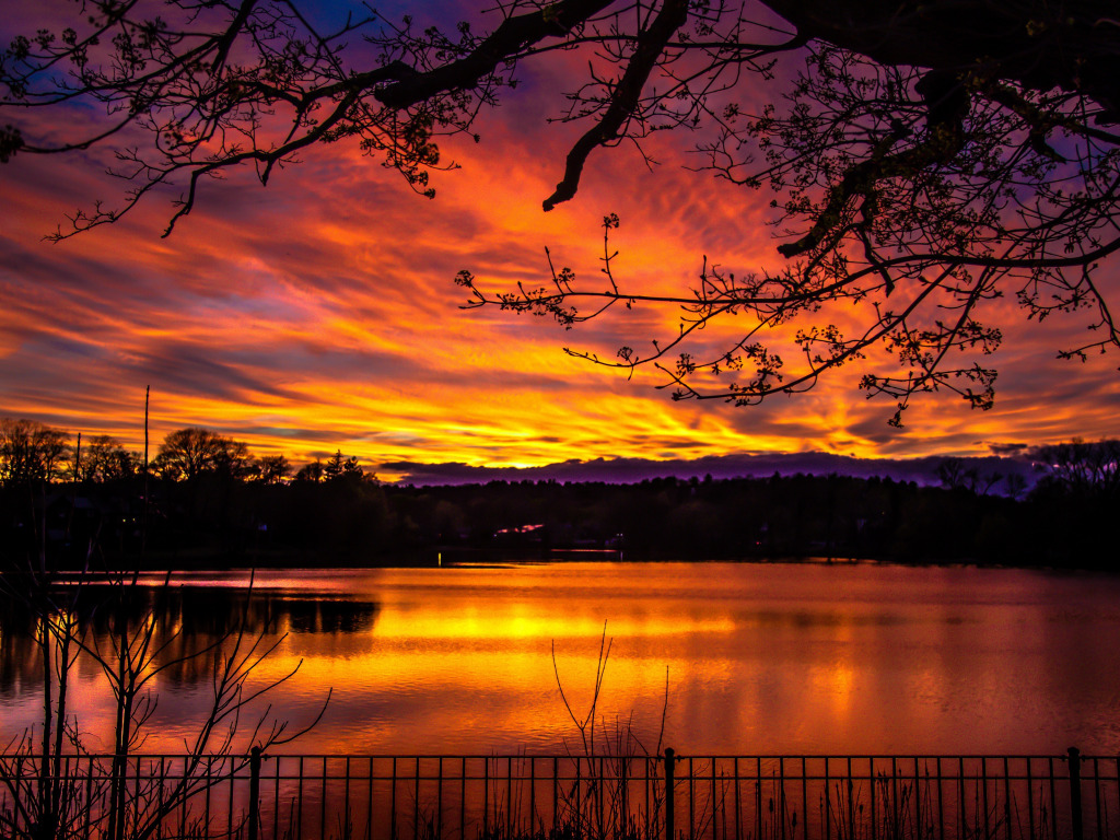 Download wallpaper colorful, dark, sky