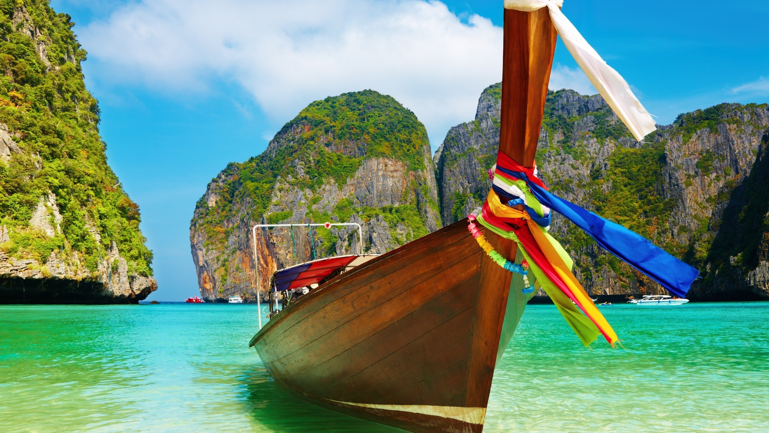 Summer Boat 2560x1440 HDTV Wallpaper