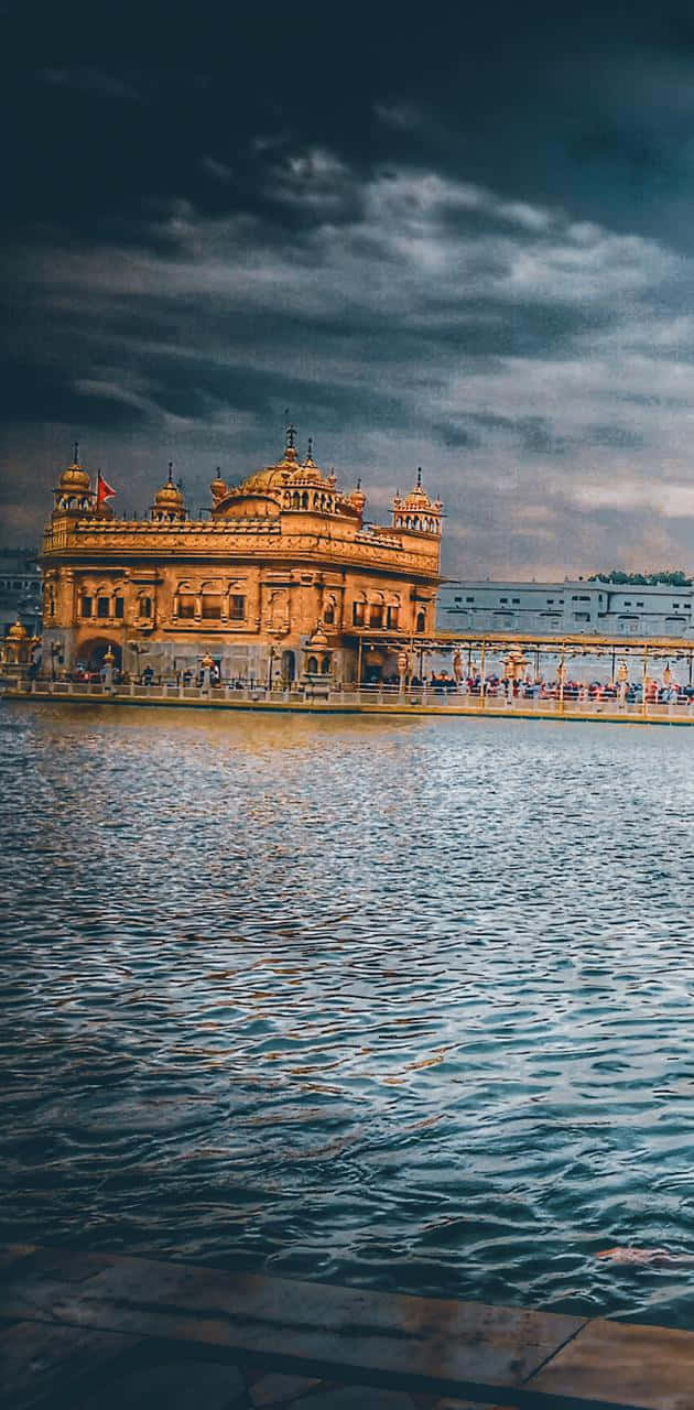 Wallpaper iphone golden temple