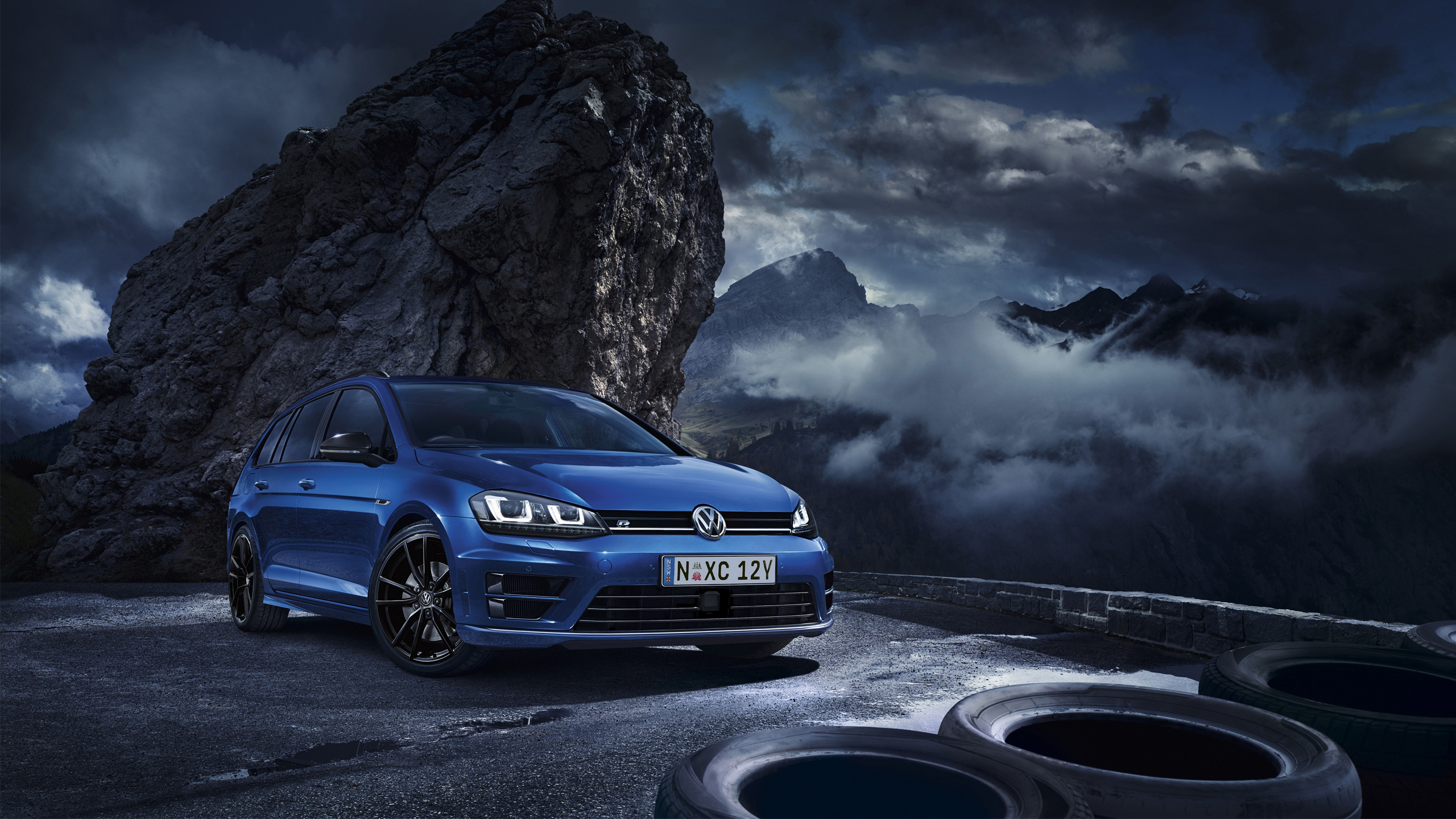 Volkswagen Golf R Wagon Wallpaper
