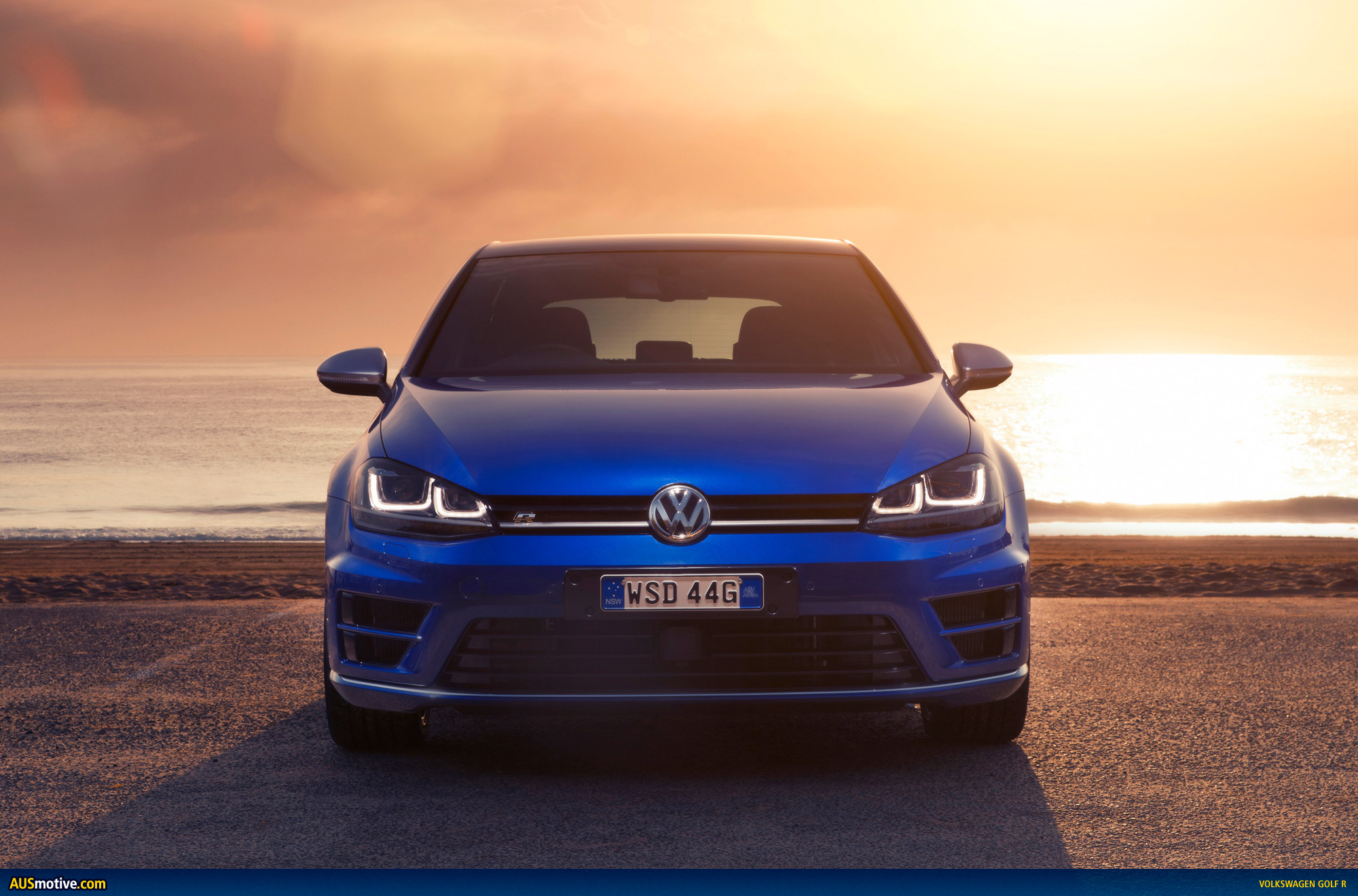 Volkswagen Golf R Photo Wallpaper