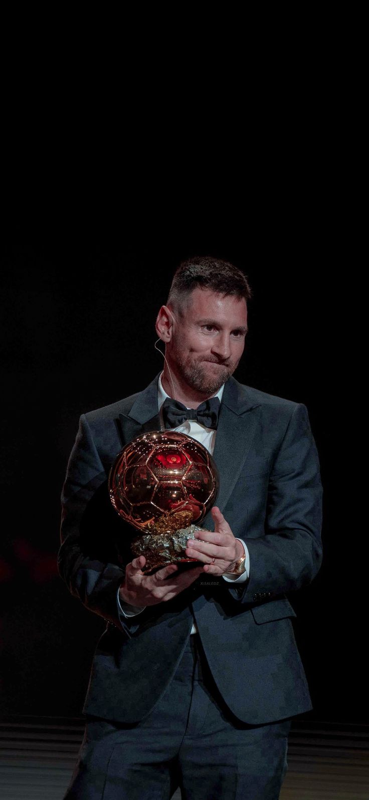 4k Wallpaper Lionel Messi Ballon D'Or