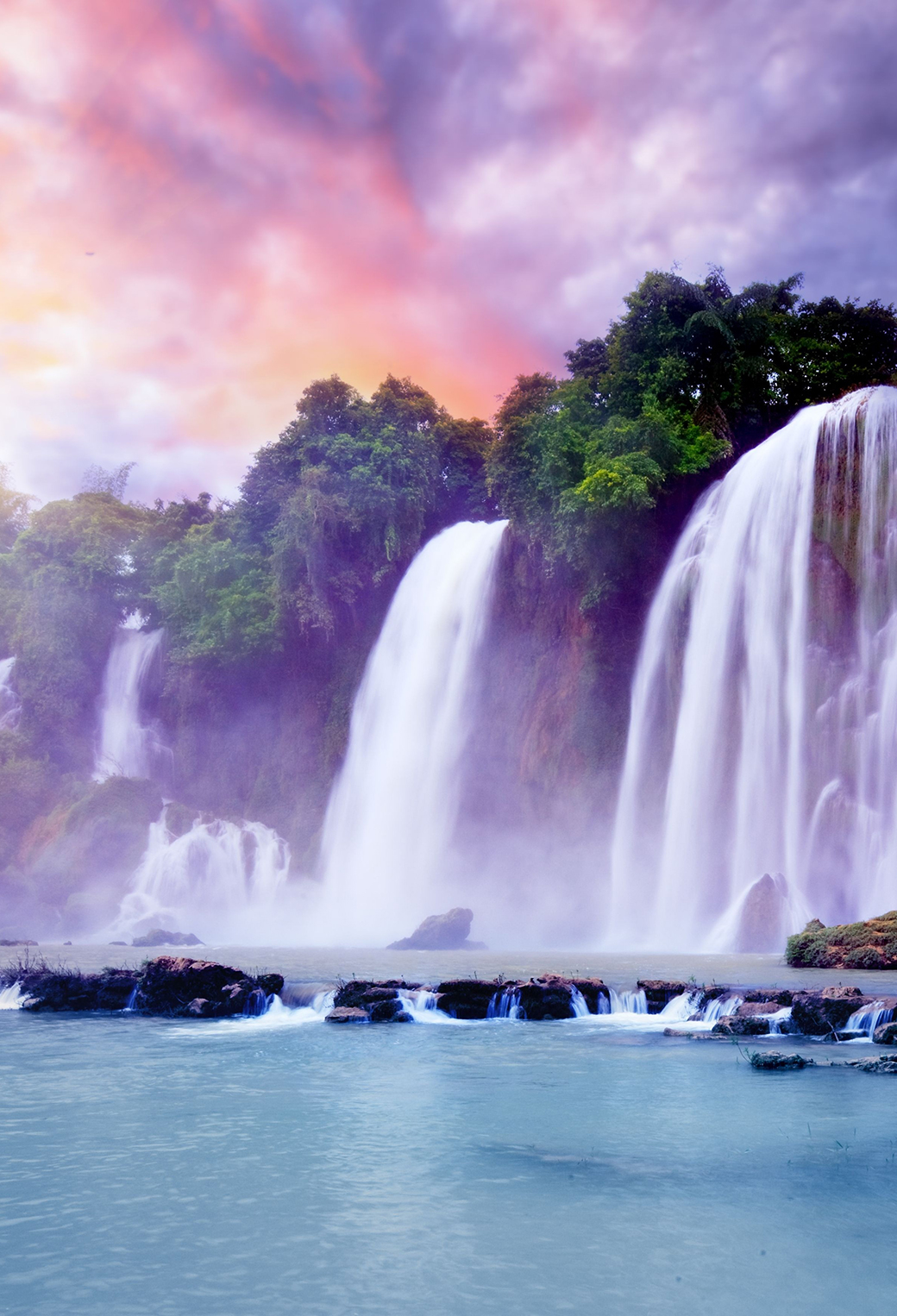 Beautiful Waterfall Wallpaper