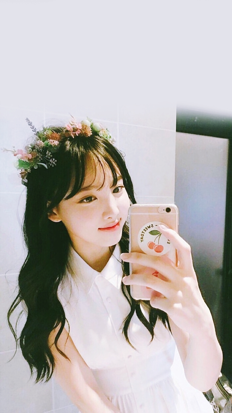 TWICE Nayeon iphone Wallpaper & LockScreen