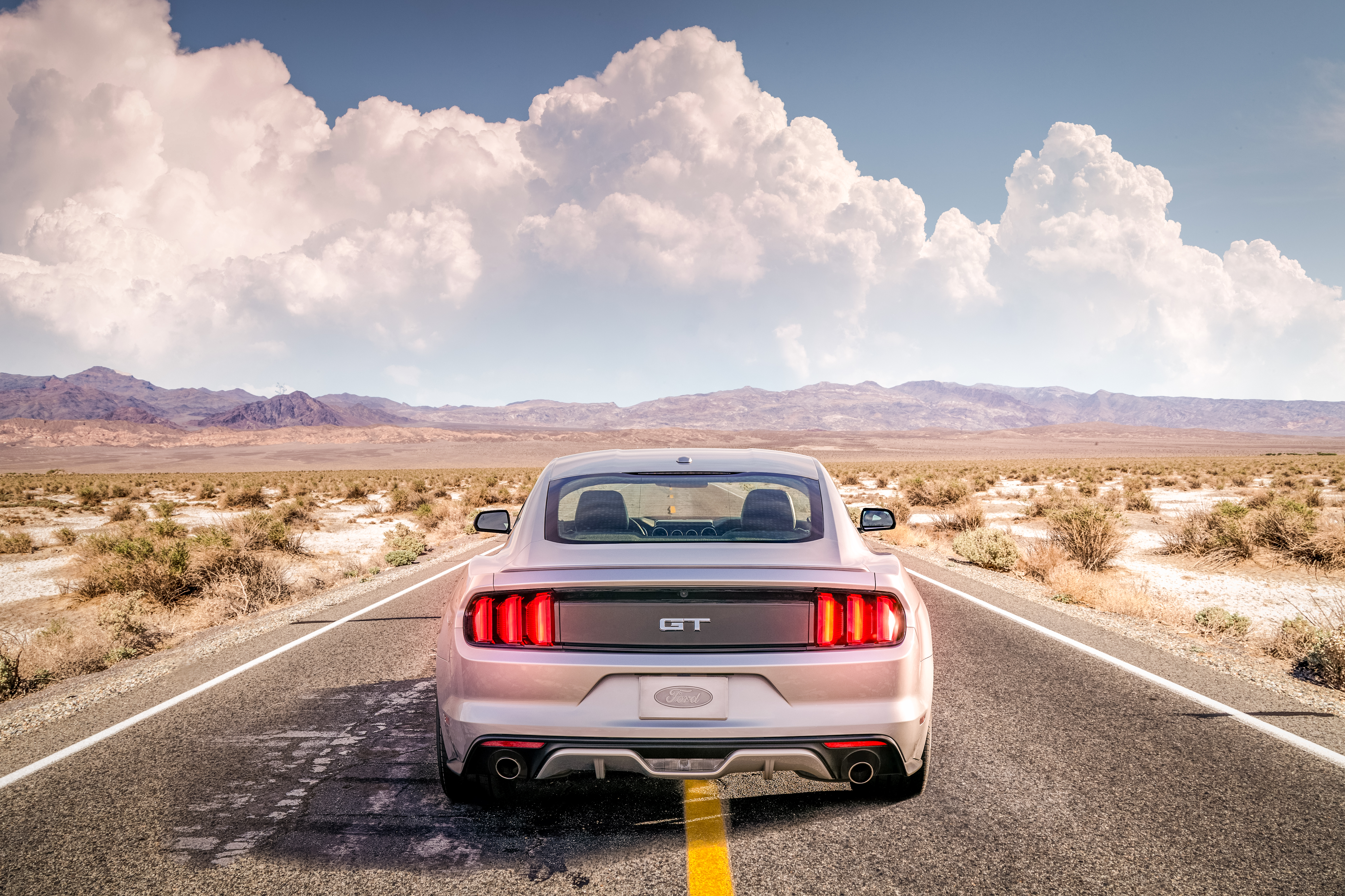 Download Mustang Gt wallpaper