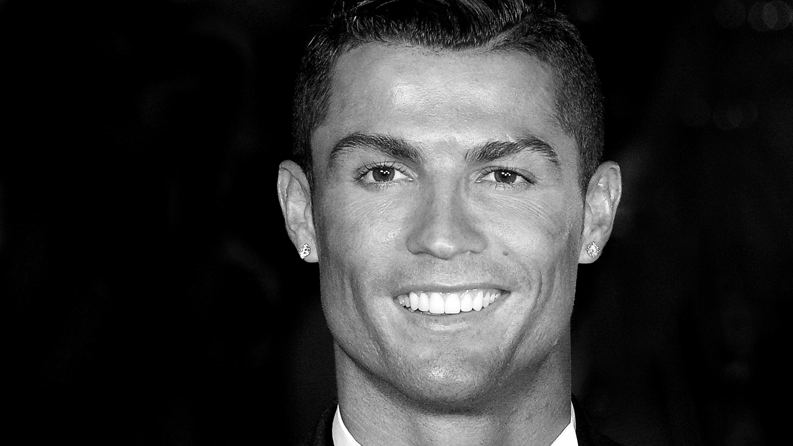 Cristiano Ronaldo Buys Very Expensive