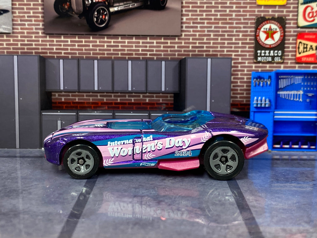 Loose Hot Wheels Roadster