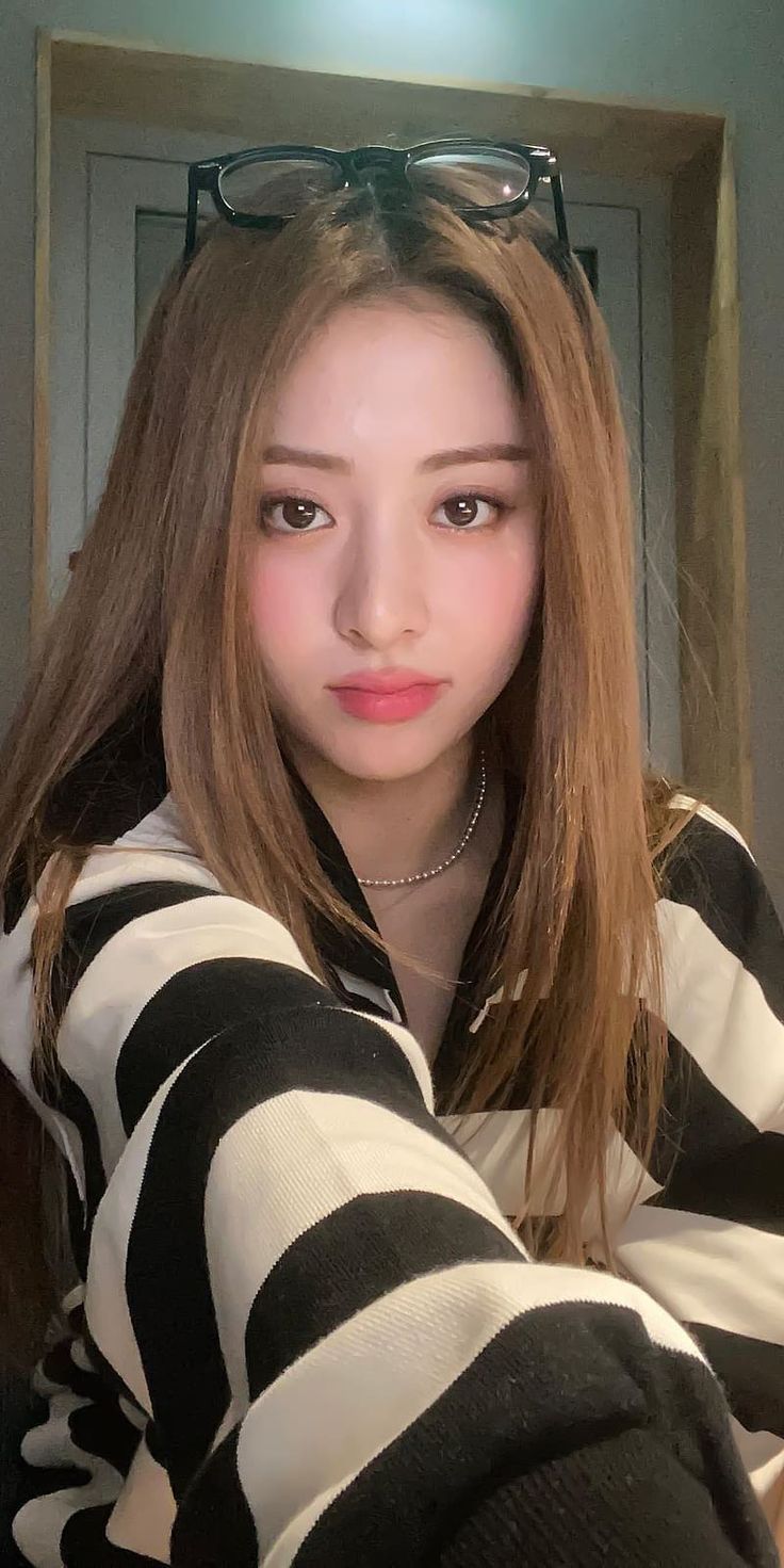 Yunjin Wallpaper Lockscreen