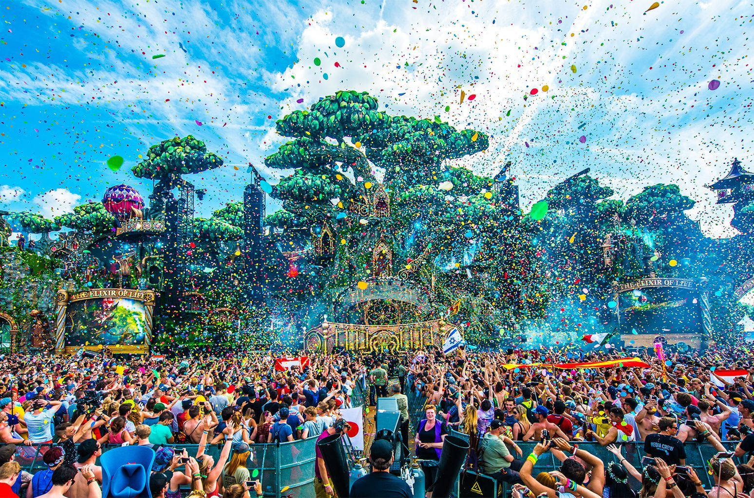 Free Tomorrowland HD Wallpaper