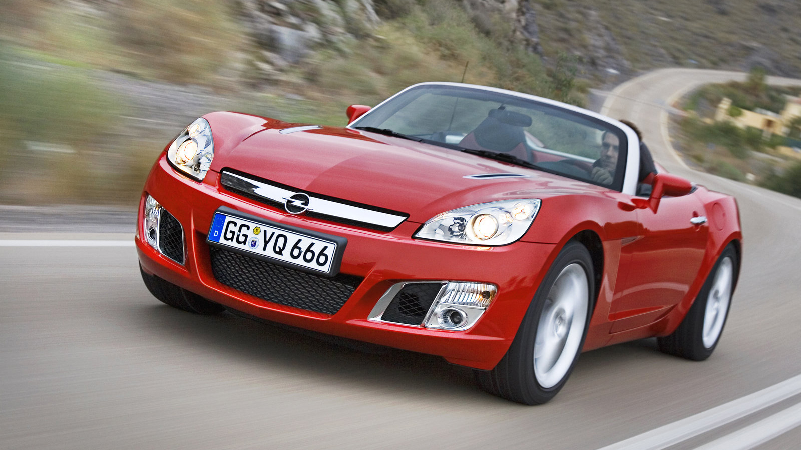 Retro review: the 2007 Opel GT Reviews