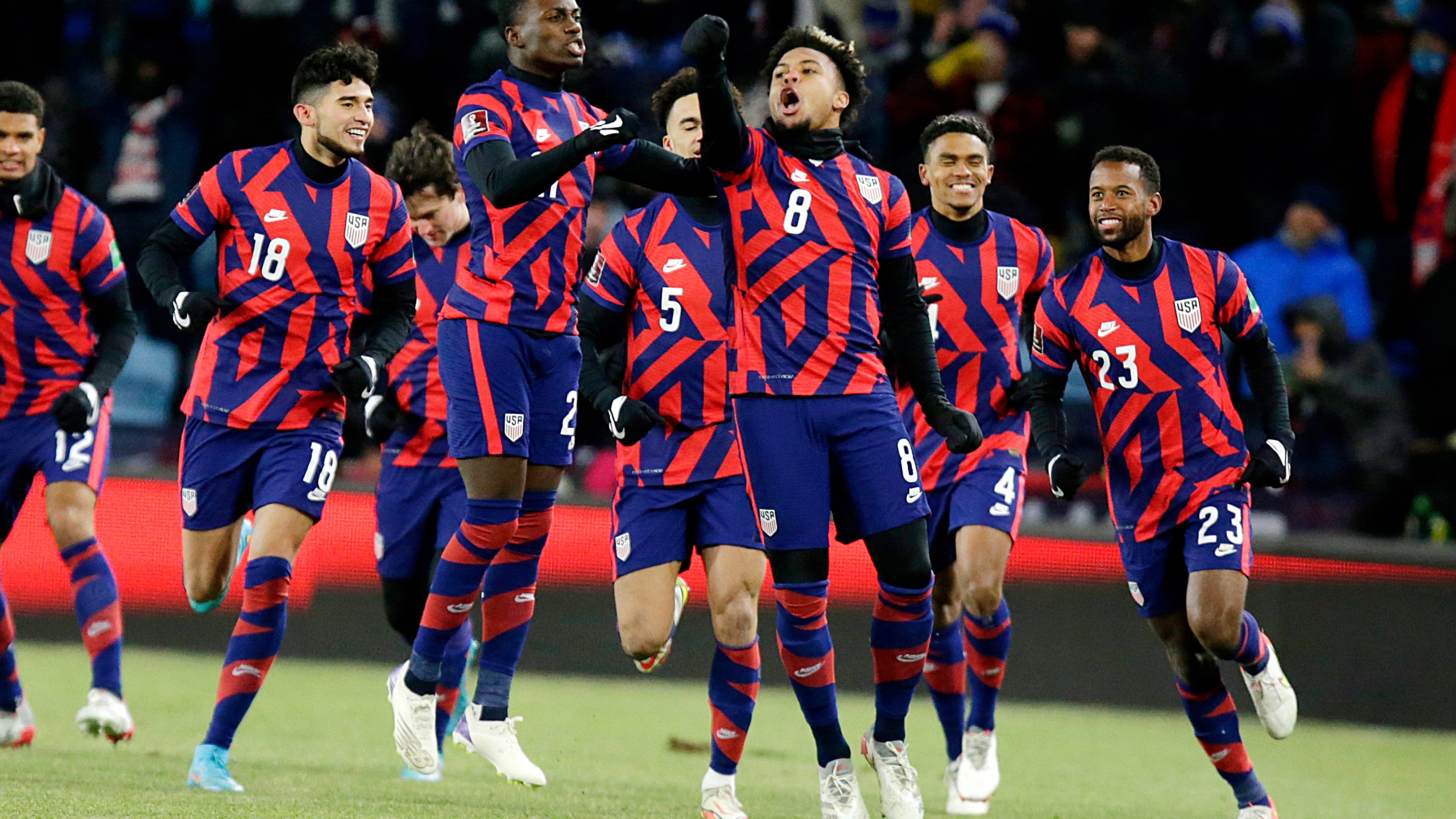 US, McKennie beat cold, Honduras