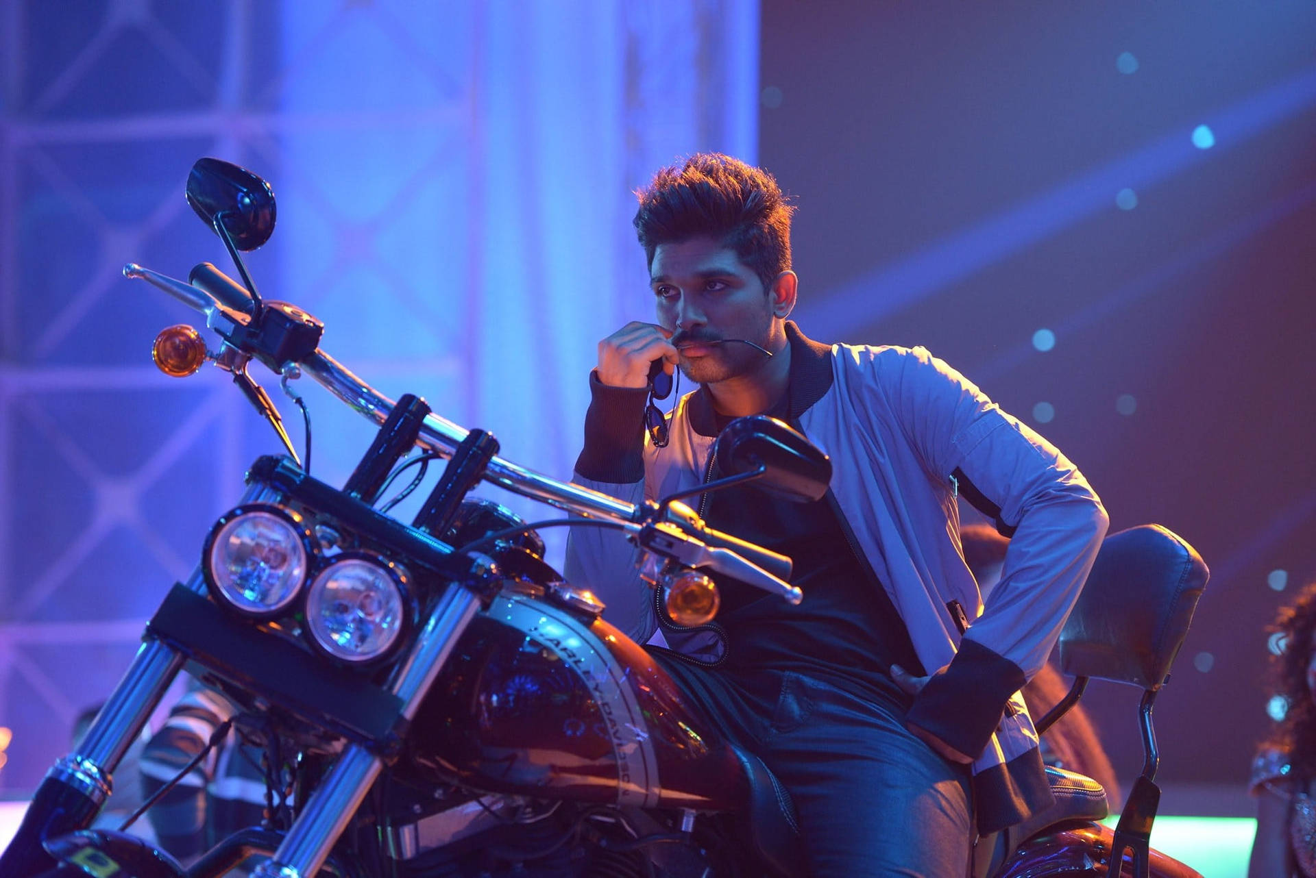 Download Allu Arjun HD Motorcycle On