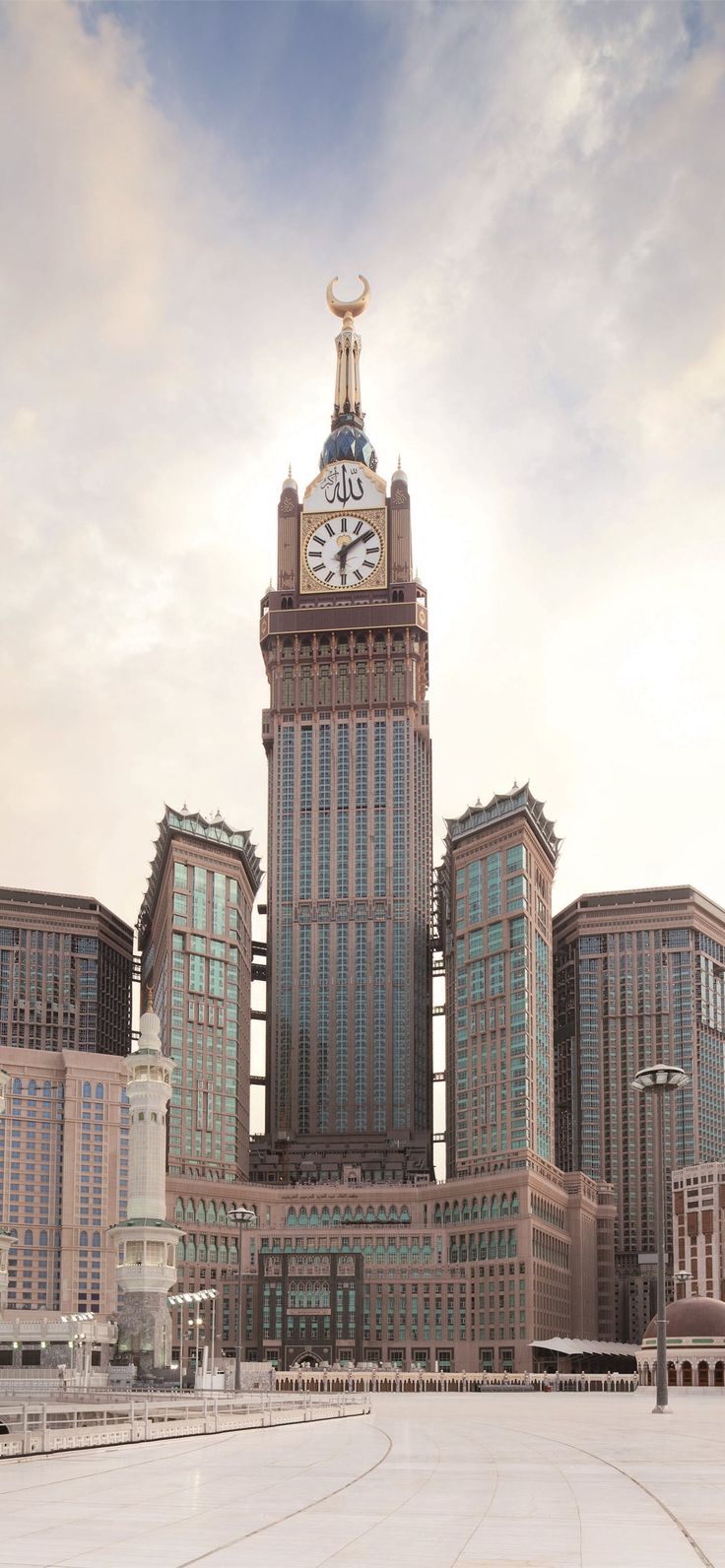 Completed Makkah Royal Hotel Clock