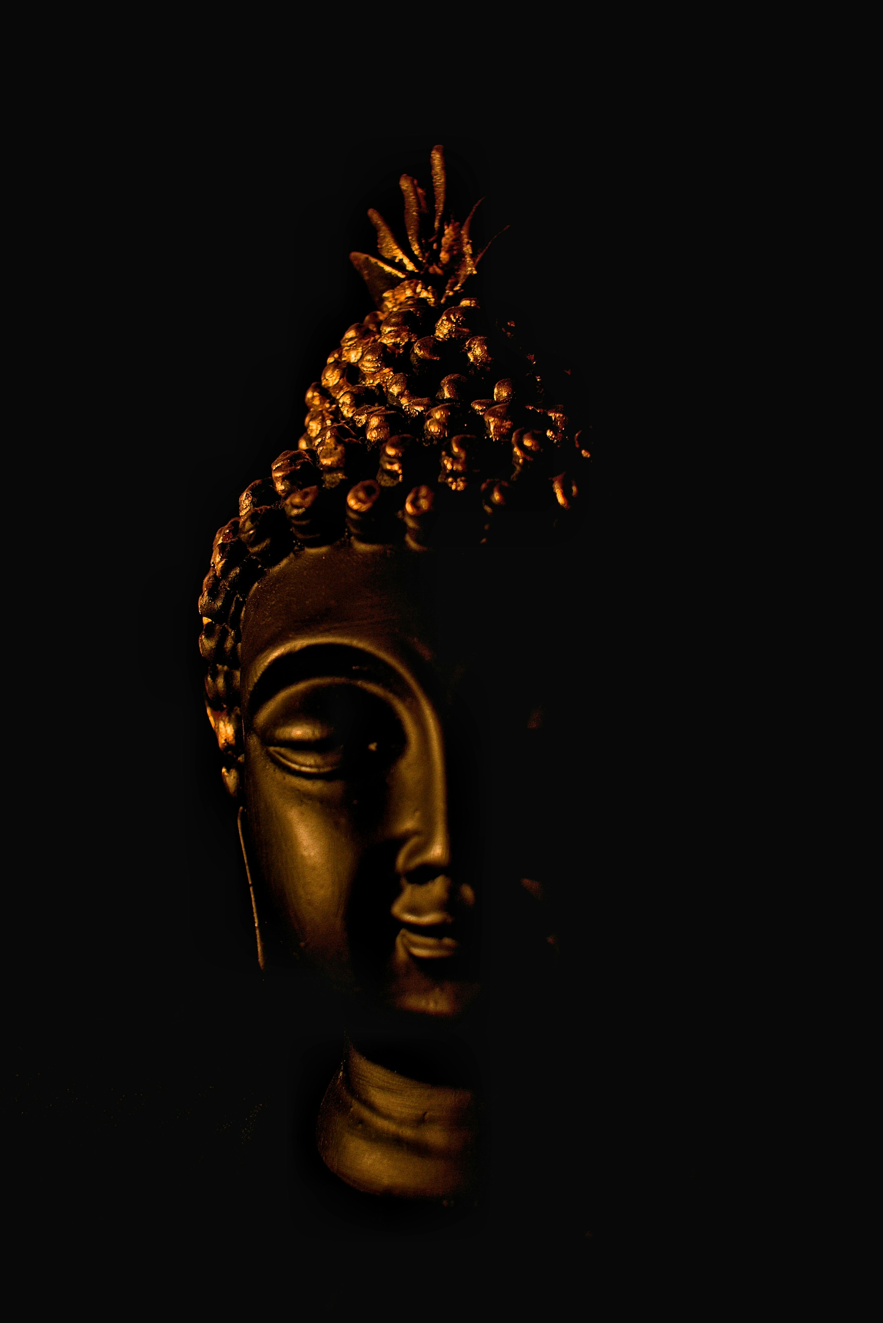 Golden Buddha Picture. Download