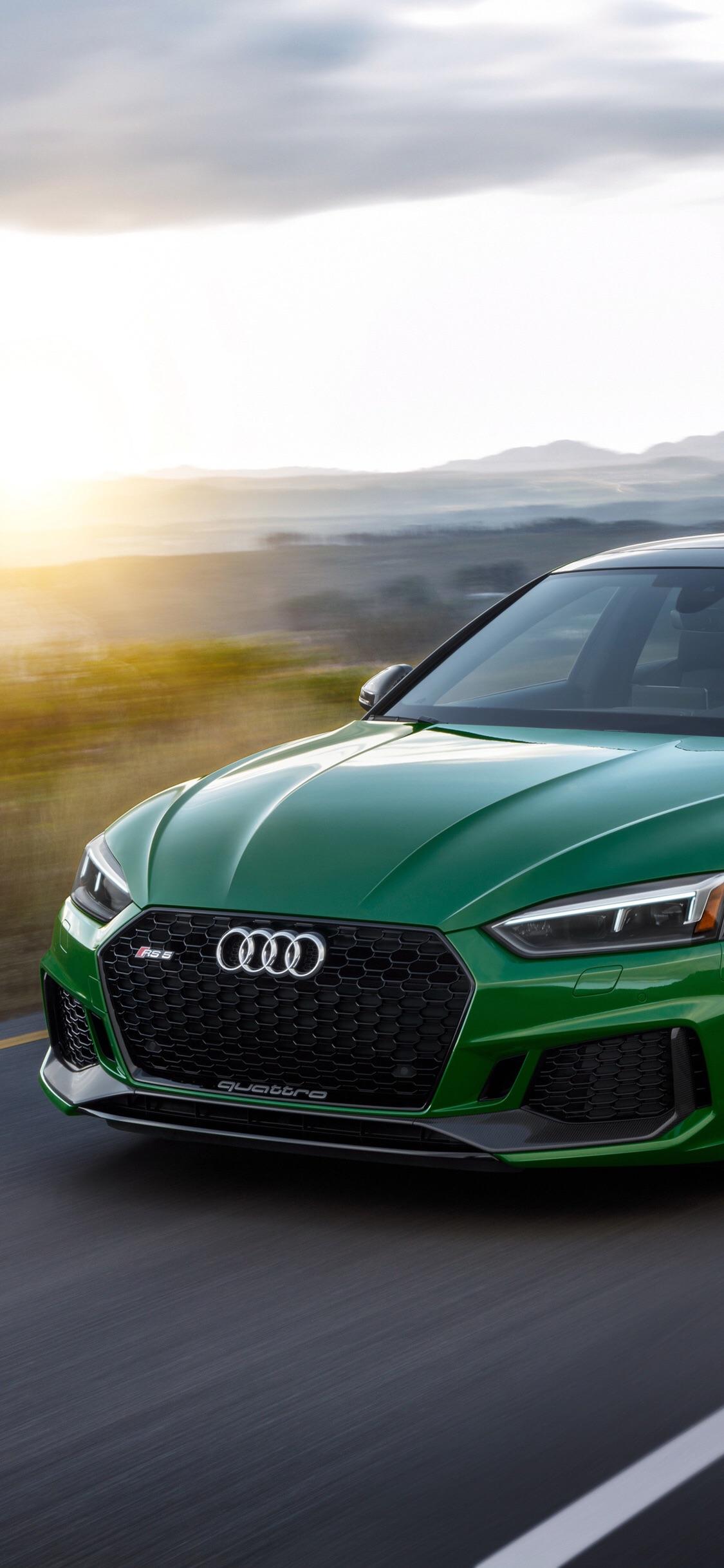 Wallpaper anyone?/RS5