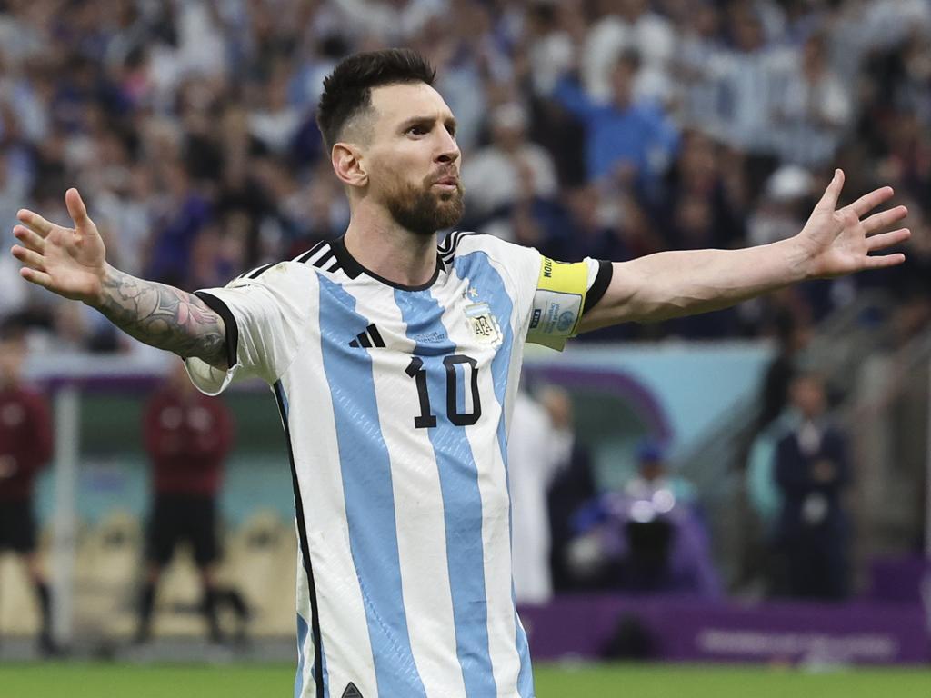 World Cup: Argentina sinks Netherlands