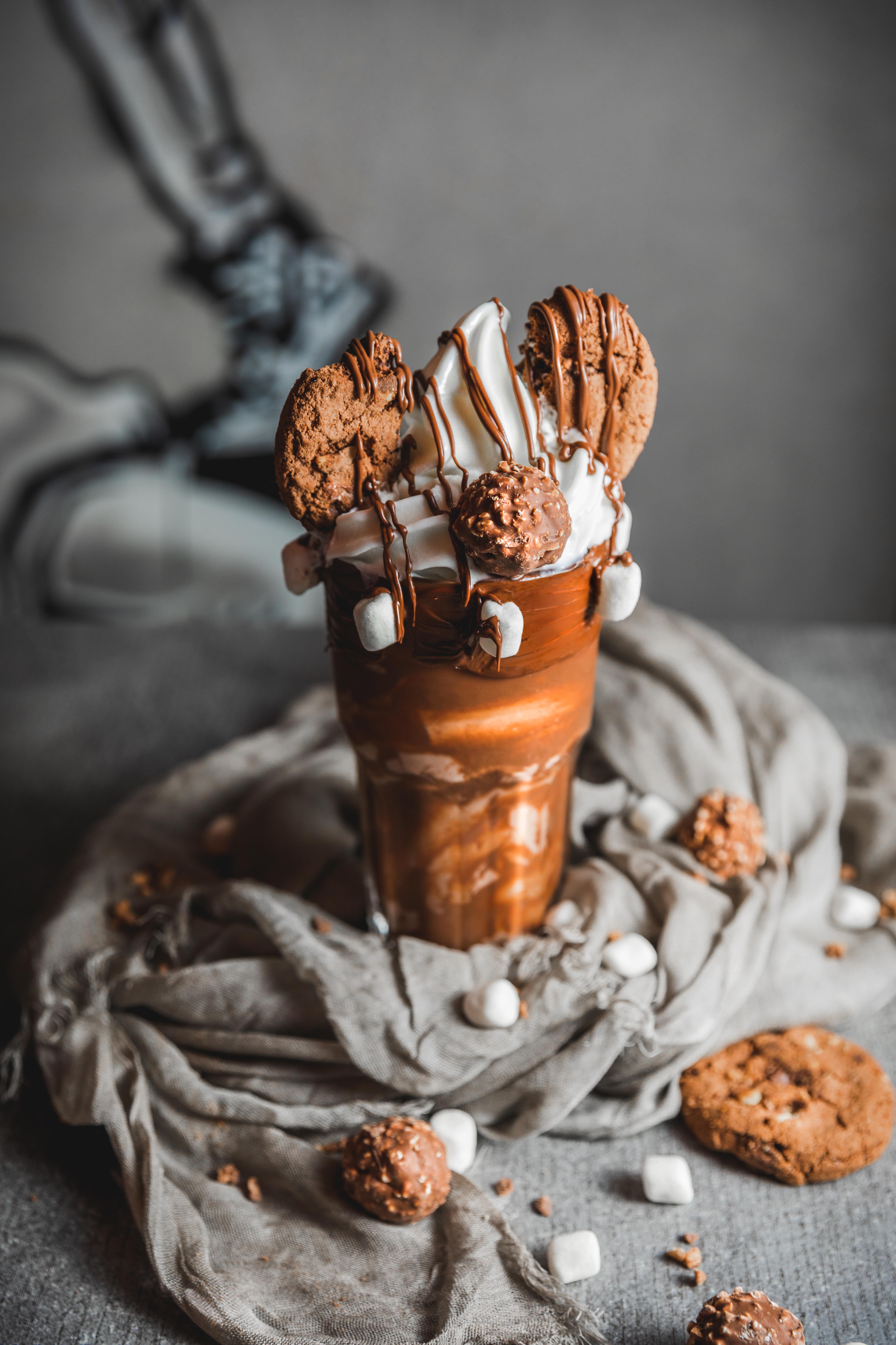 Ice Cream and Cookie Dessert Wallpaper