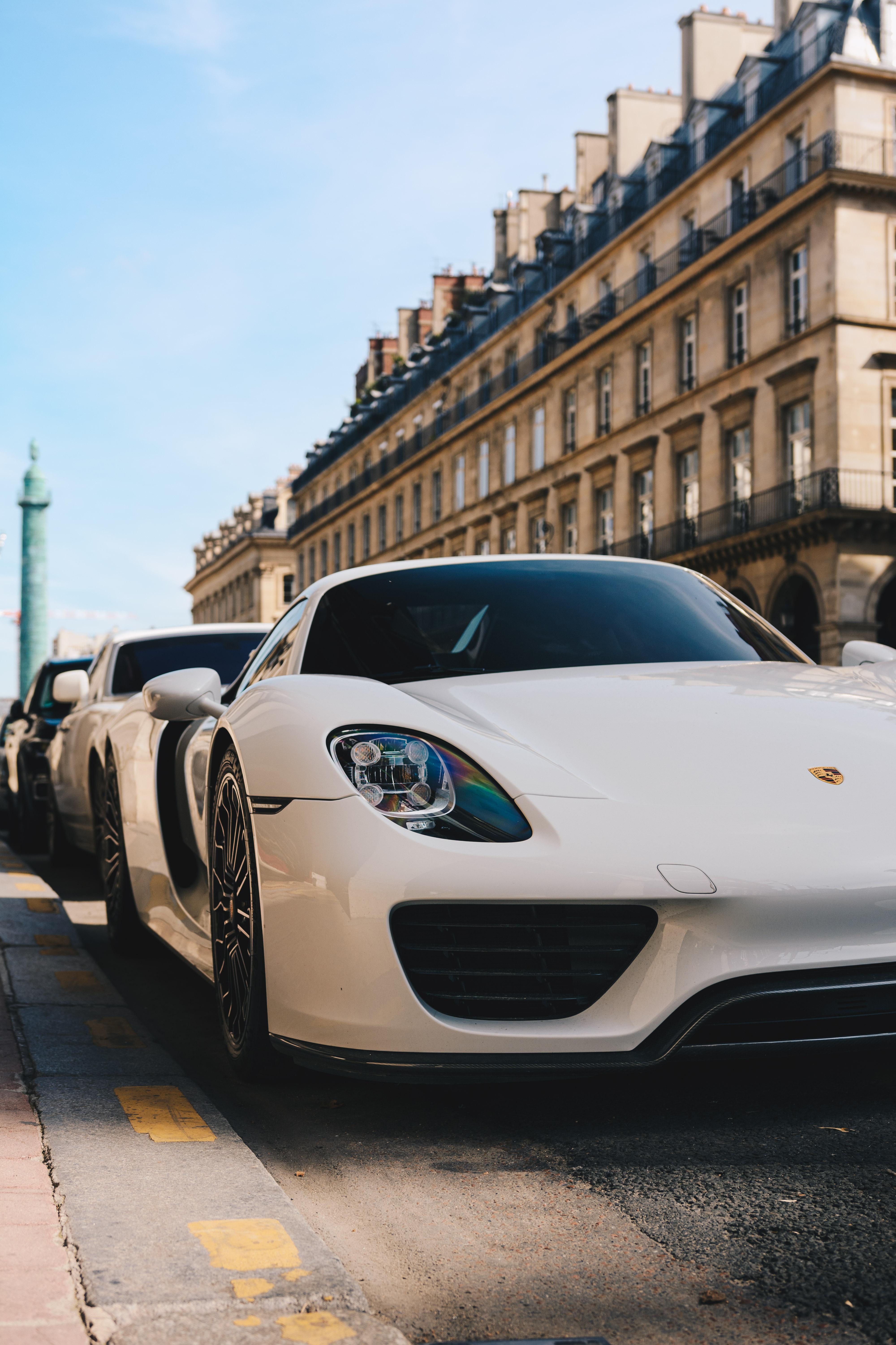 Porsche 918 Spyder And A Rolls Royce